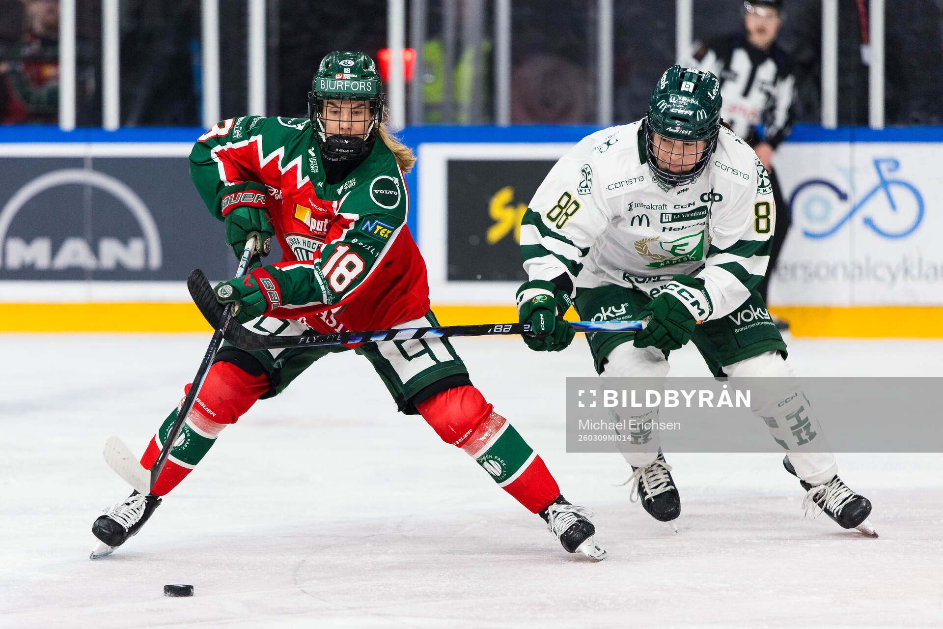 Frölundas Elisa Holopainen och Färjestads Kelly Babstock