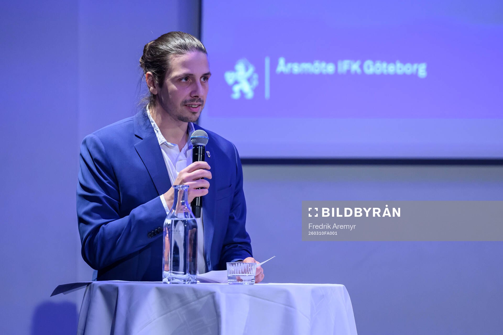 Supporterklubben Änglarnas ordförande Adrian Pihl Spahiu