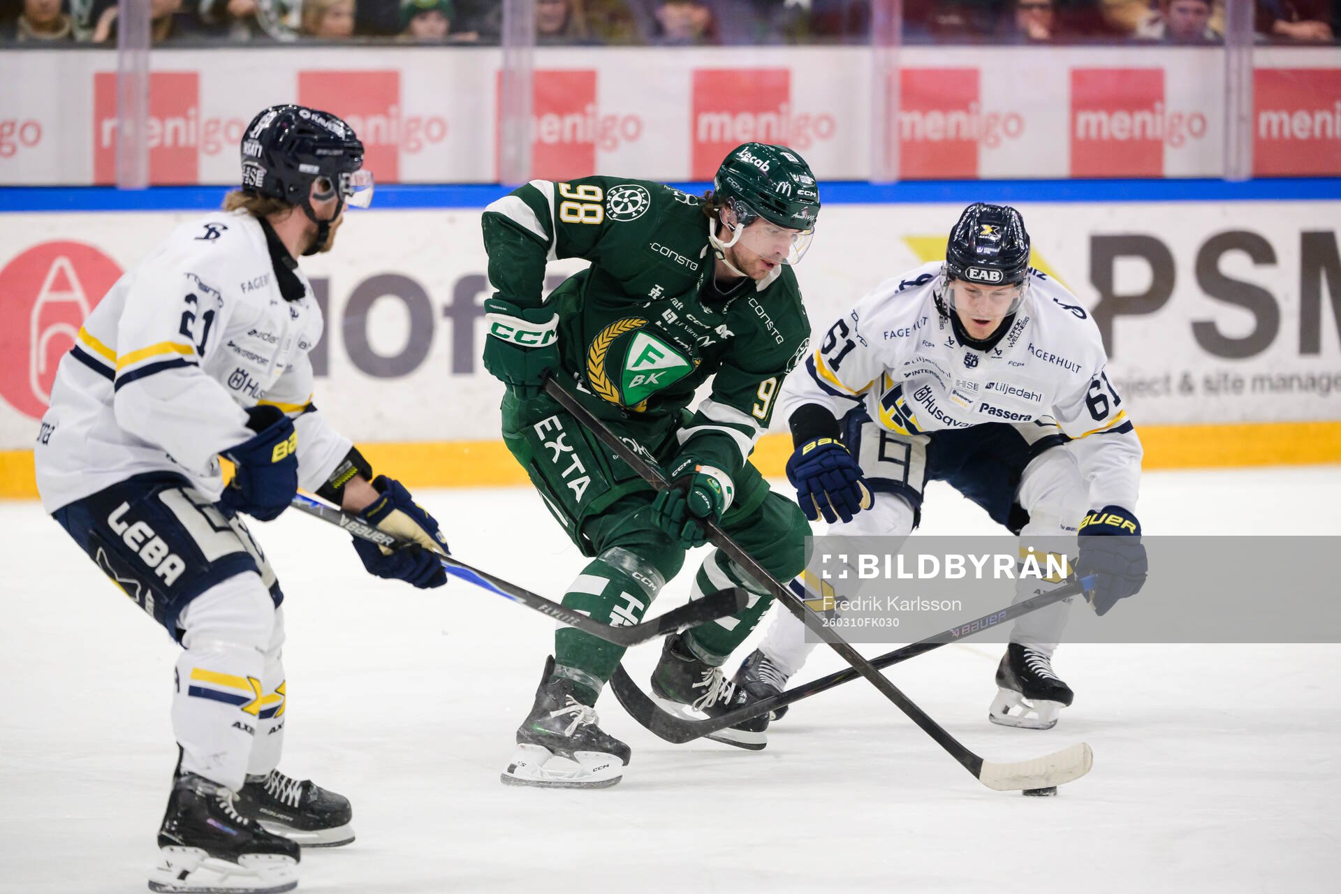 HV71s Mattias Tedenby och Axel Rindell