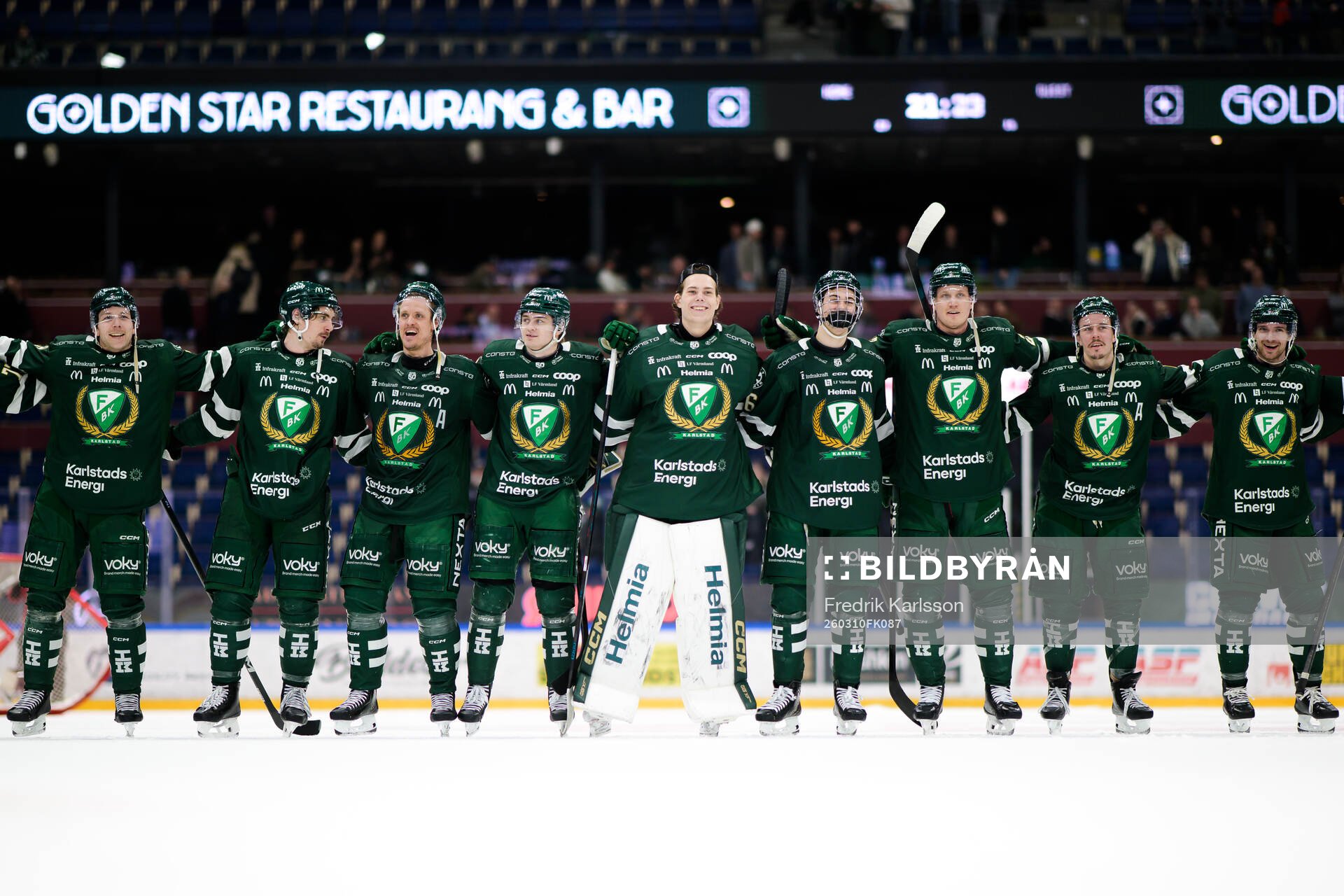 Färjestads spelare jublar