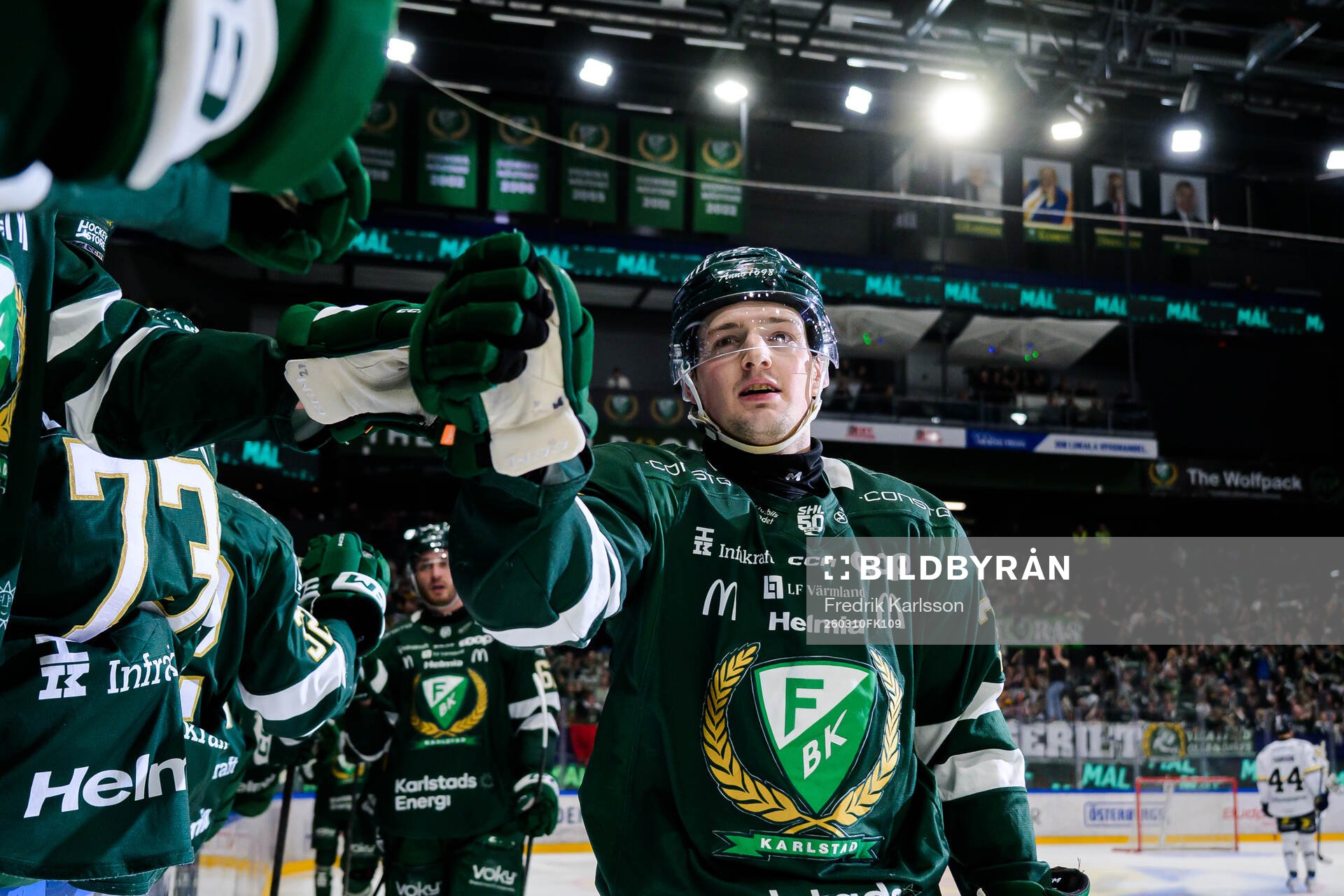 Färjestads Luke Philp jublar