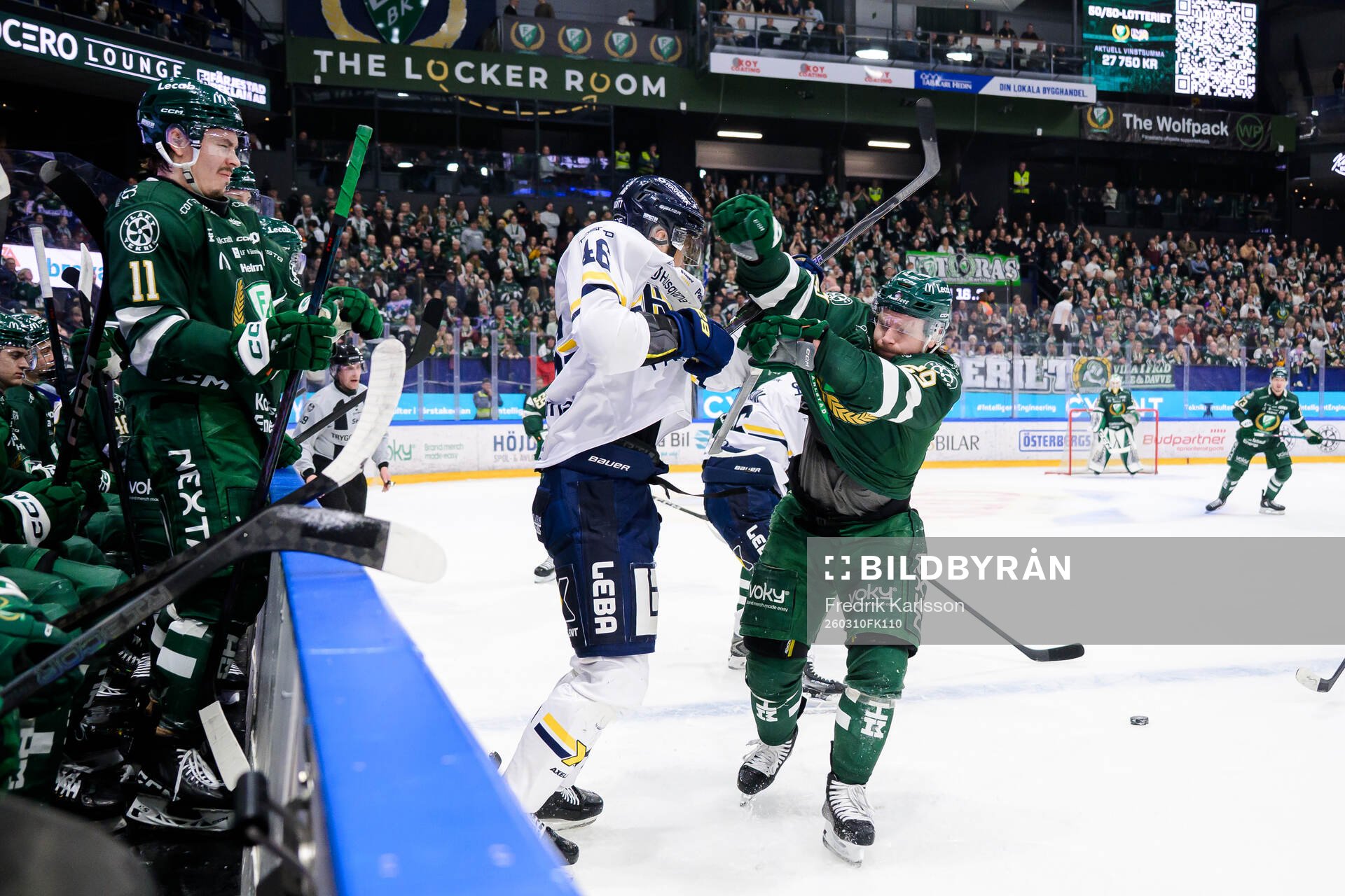 HV71s Joona Luoto och Färjestads Oskar Steen