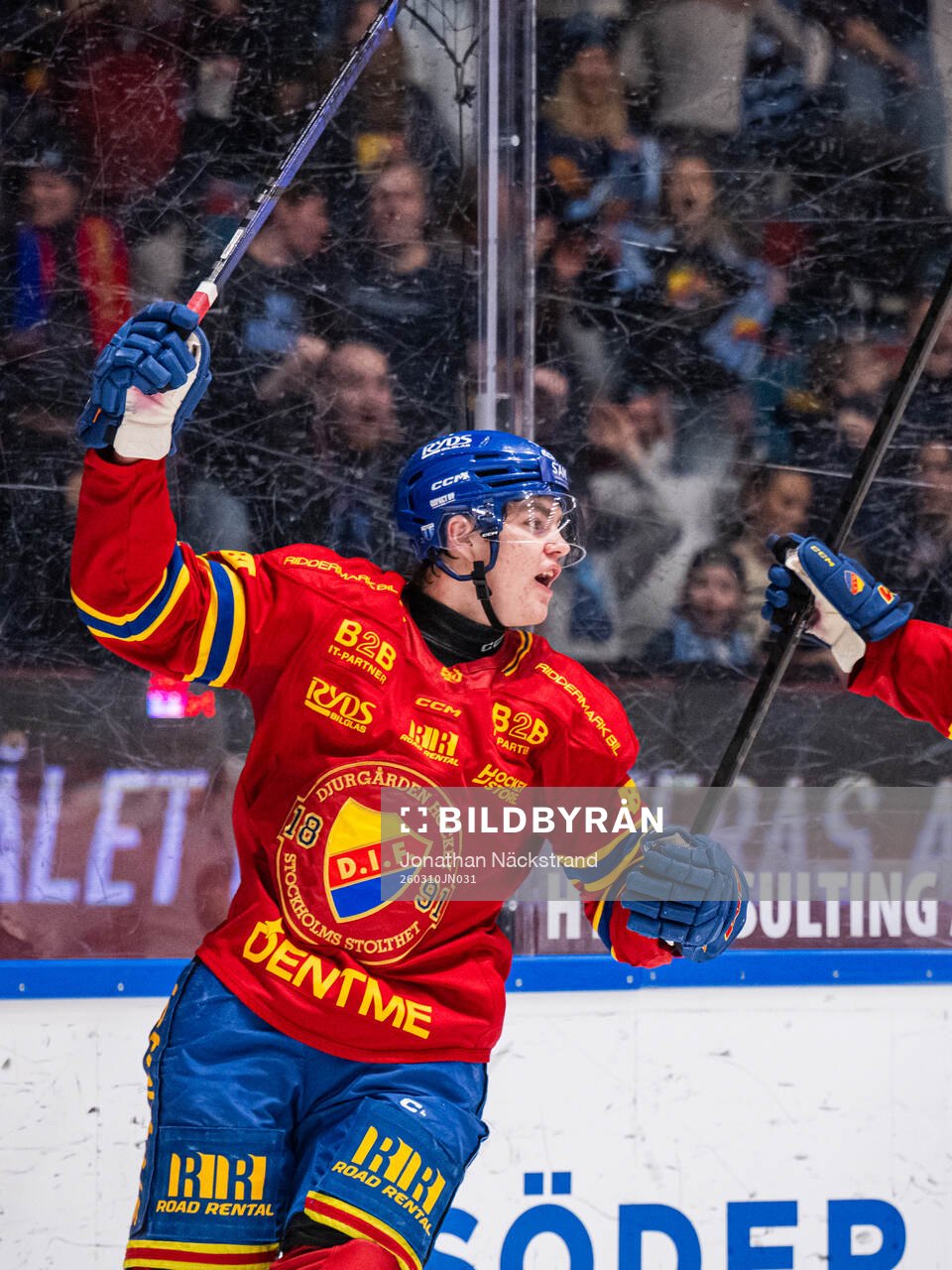 Djurgårdens Anton Frondell jublar