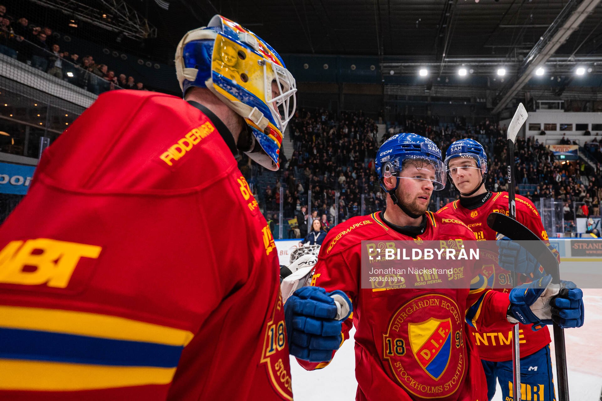Djurgårdens målvakt Magnus Hellberg och Mathias Emilio