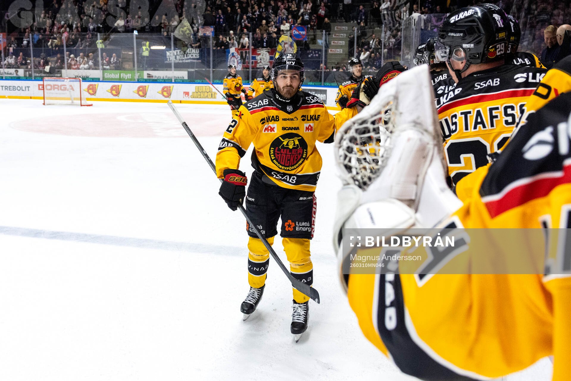 Luleås Ben Tardif jublar