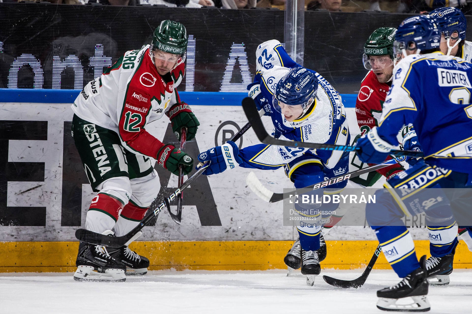Frölundas Max Friberg och Leksands Lukas Vejdemo