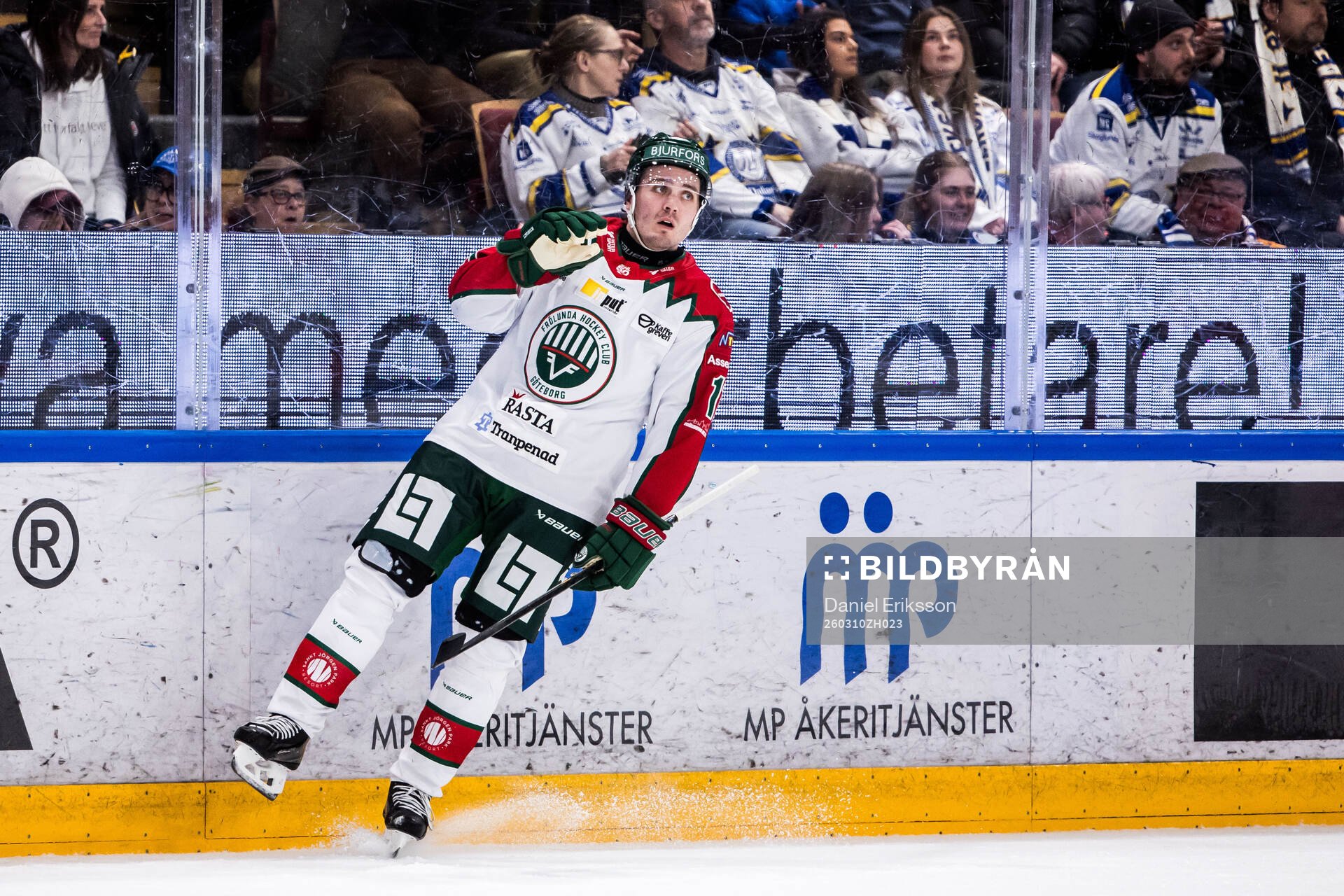 Frölundas Max Lindholm jublar