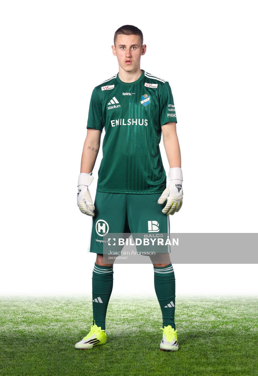 Östers målvakt Lukas Pihlblad
