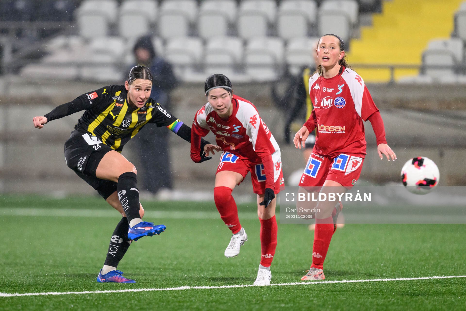 Häckens Tabby Tindell och Linköpings Miu Kitamura