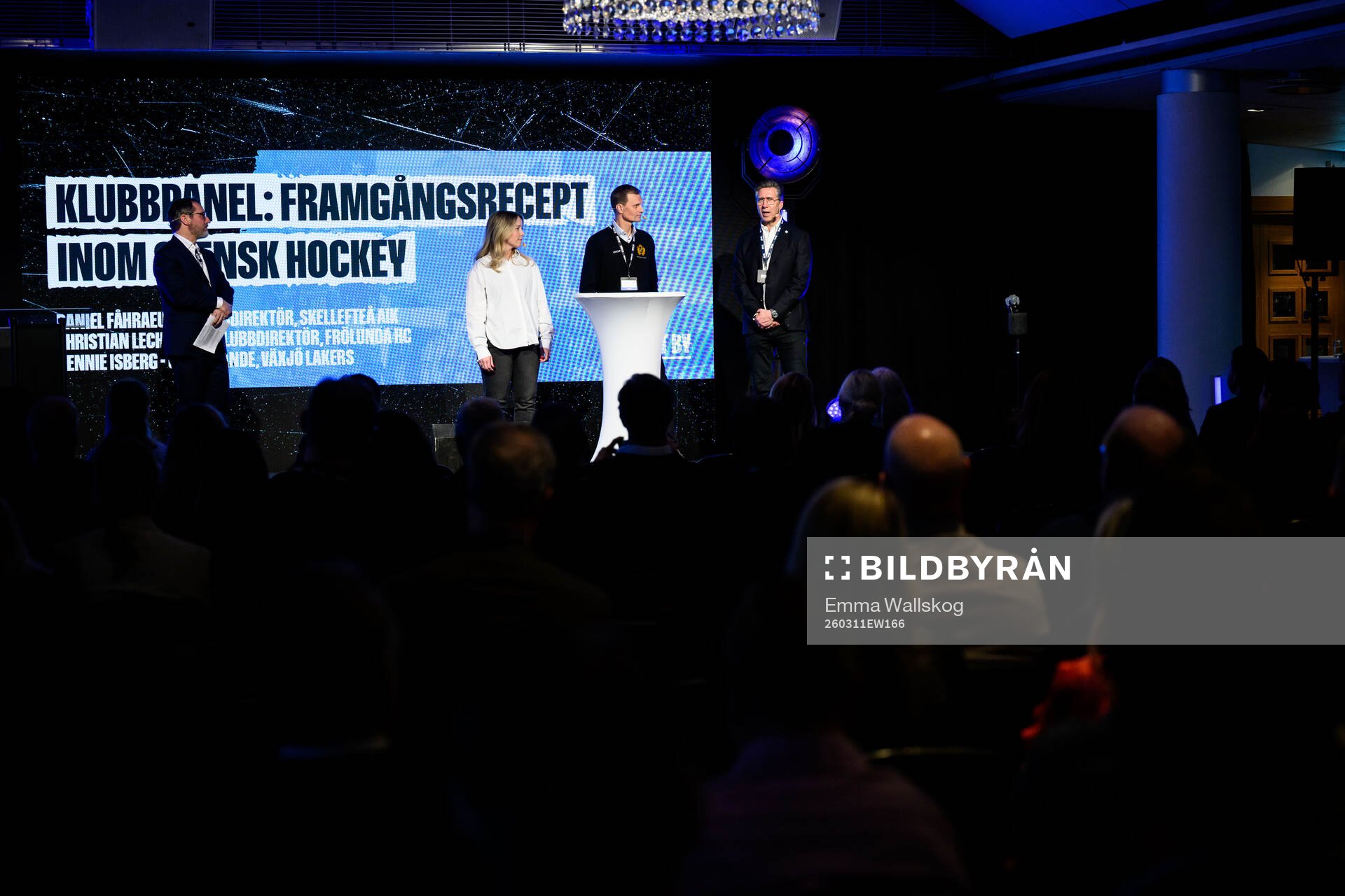 Panelsamtal med Martin Carlsson-Wall, moderator, Jennie