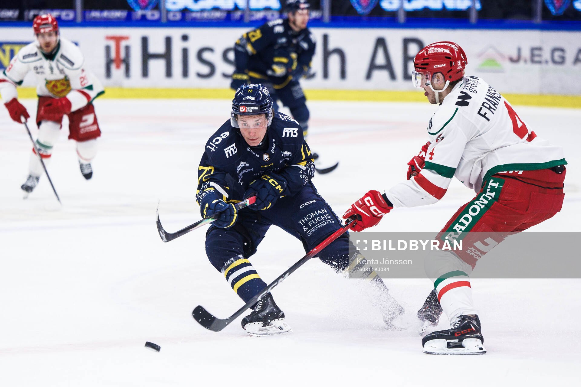Södertäljes Leevi Teissala och Moras Martin Fransson