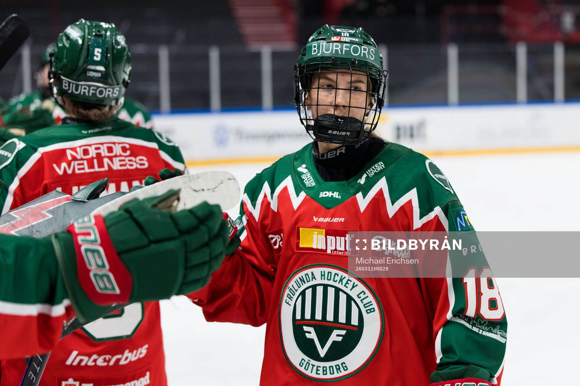 Frölundas Elisa Holopainen jublar