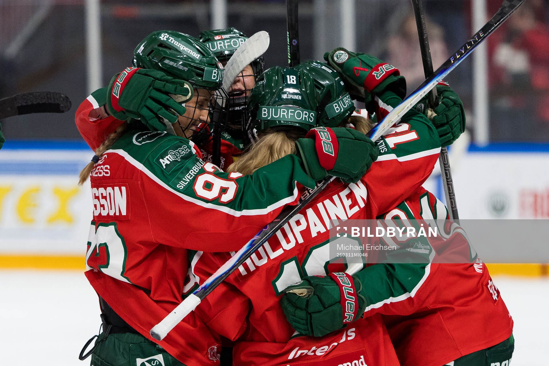 Frölundas Elisa Holopainen jublar