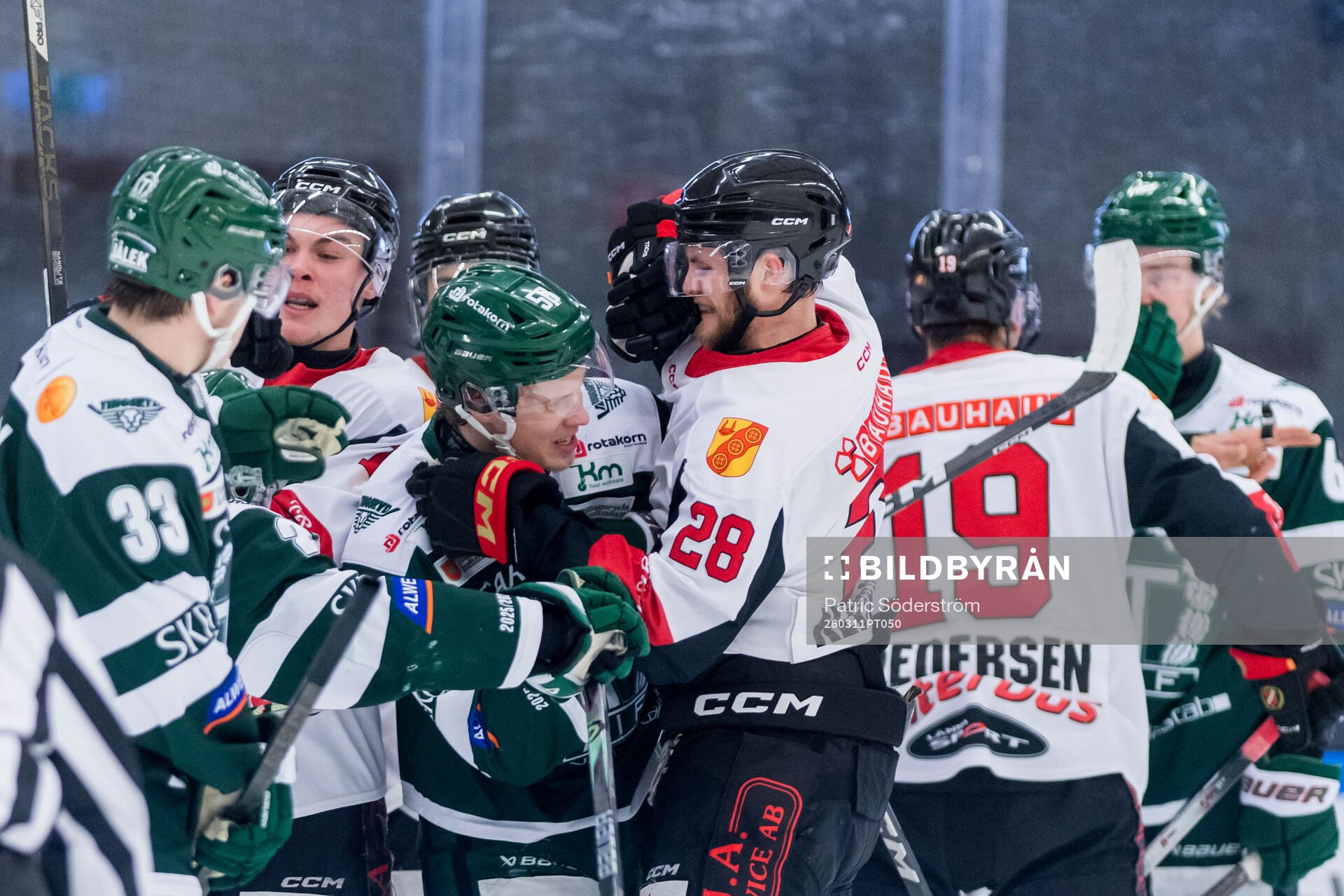 Tingsryds AIFs Vincent Sandberg och Hanvikens s Albin