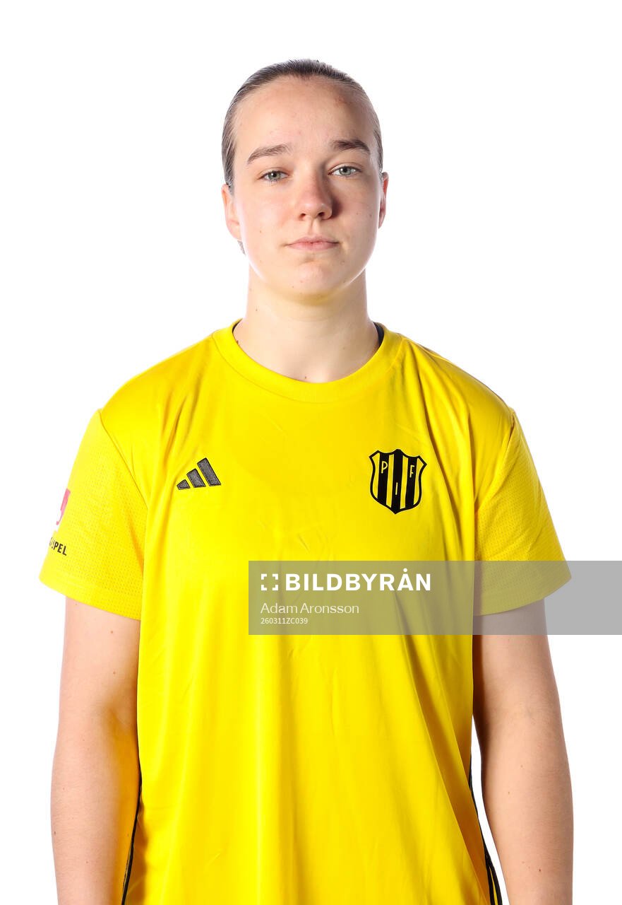 Piteås Elza Strazdina