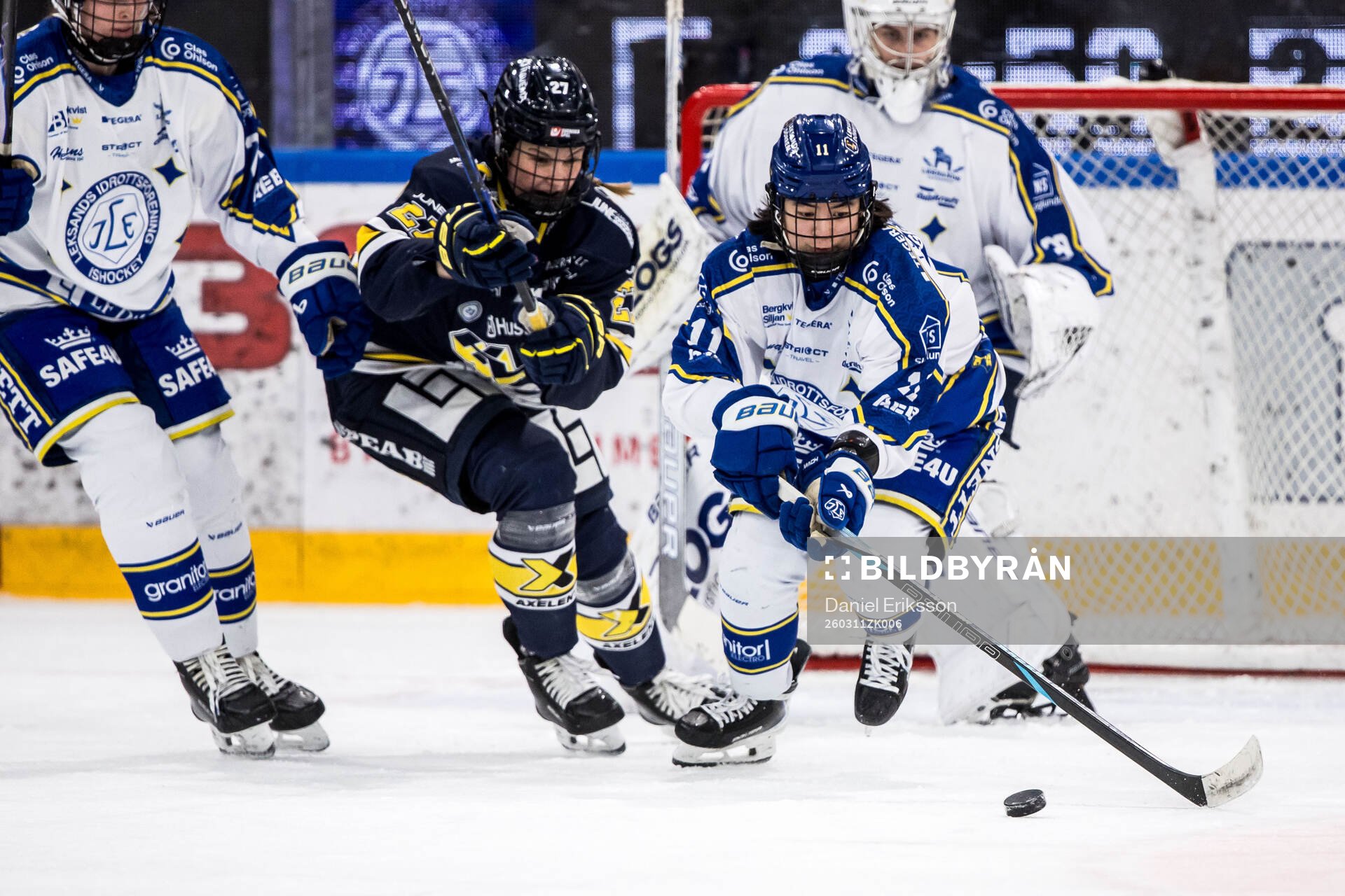 HV71s Teghan Inglis och Leksands Hedda Poggensee Blom