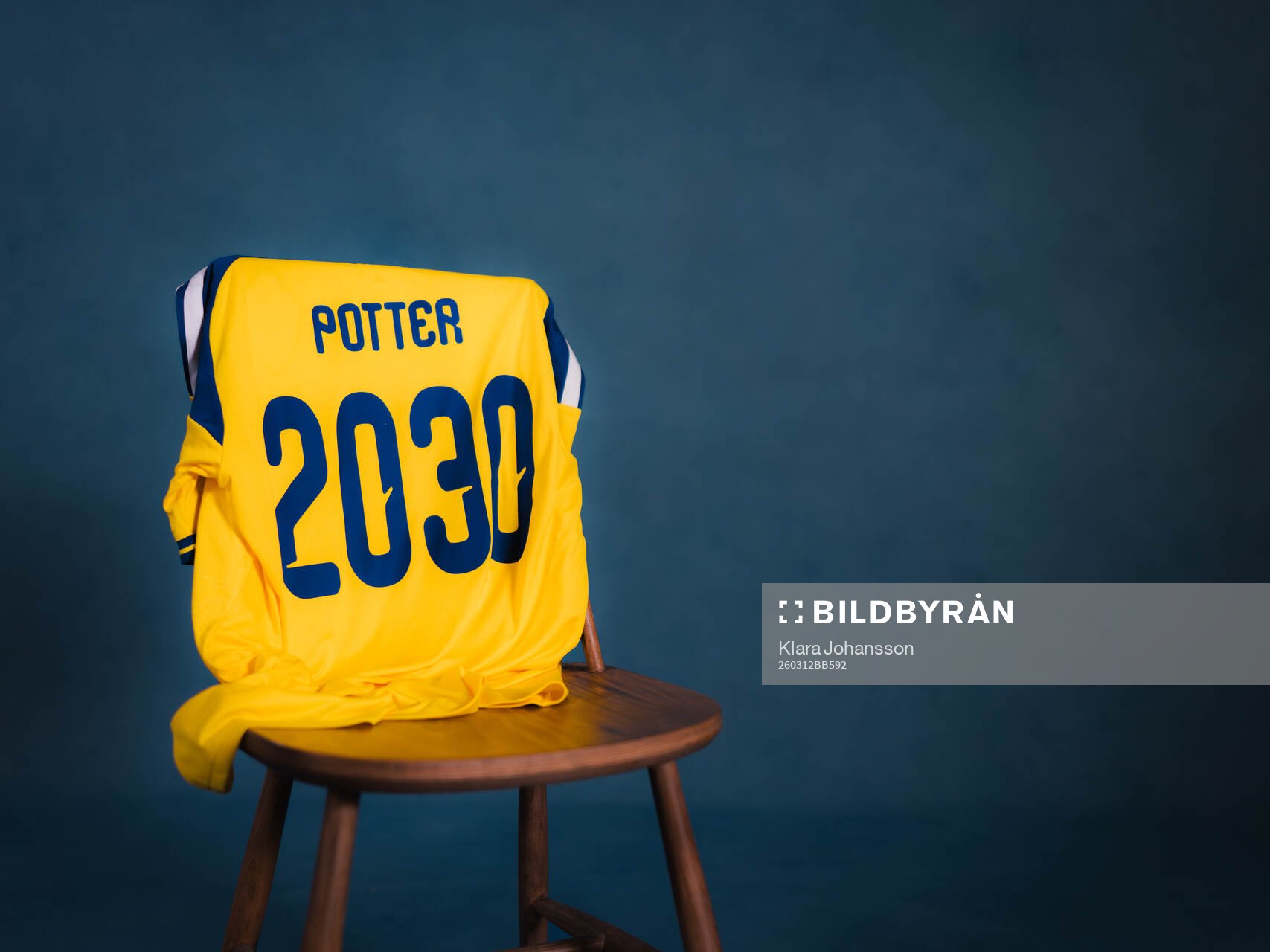 Graham Potters landslagströja ses på en stol sedan han