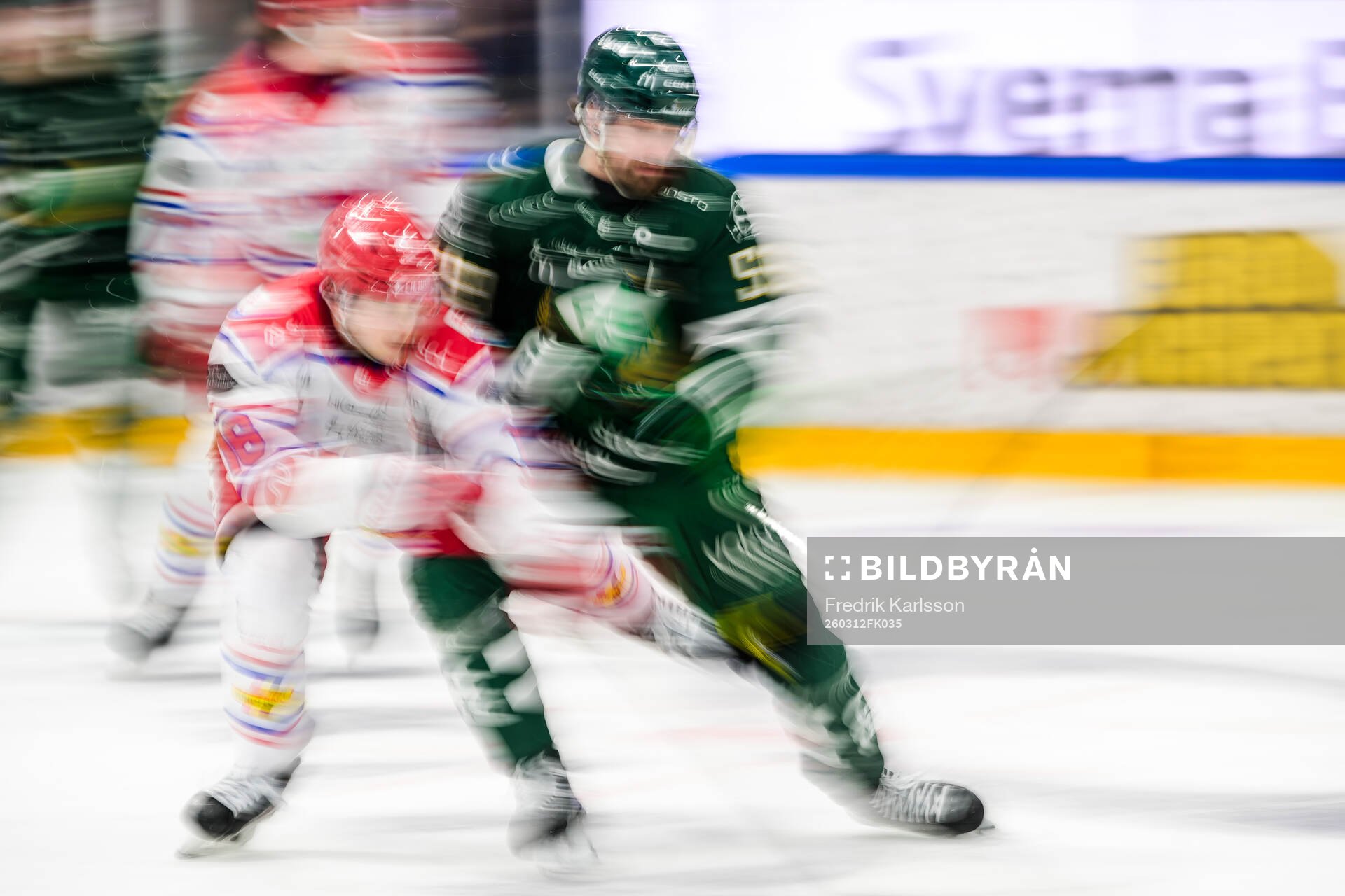 Timrås Eddie Genborg och Färjestads Linus Johansson