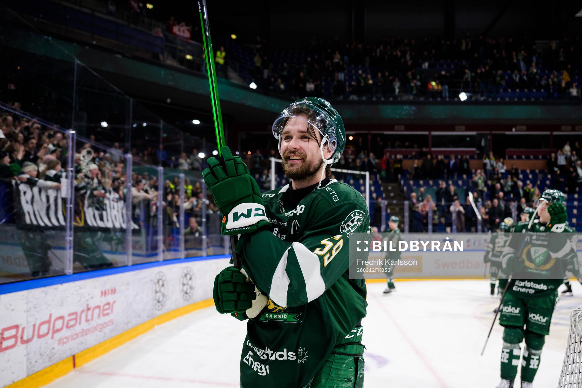 Färjestads Linus Johansson jublar