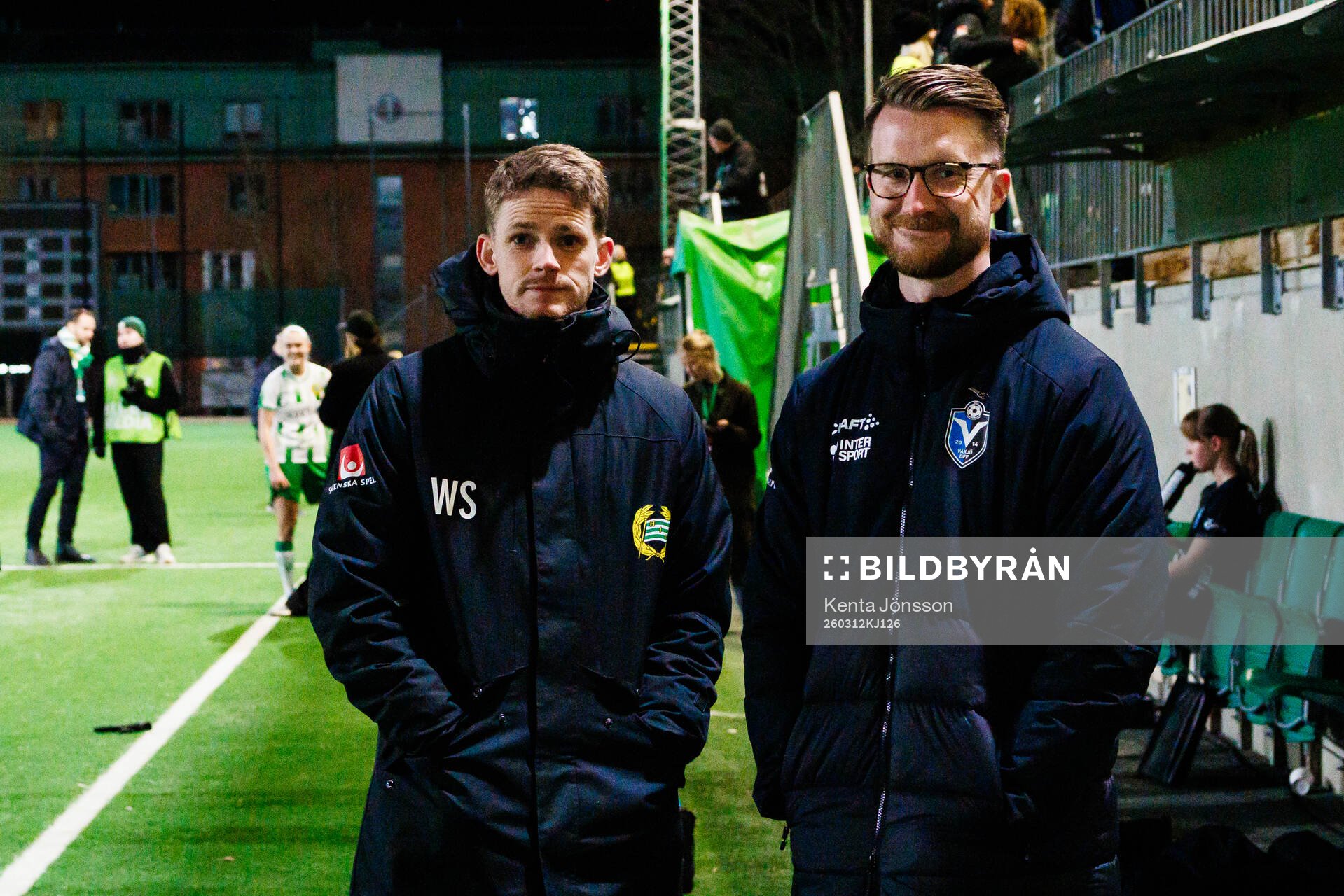 Hammarbys tränare William Strömberg och Växjö DFFs