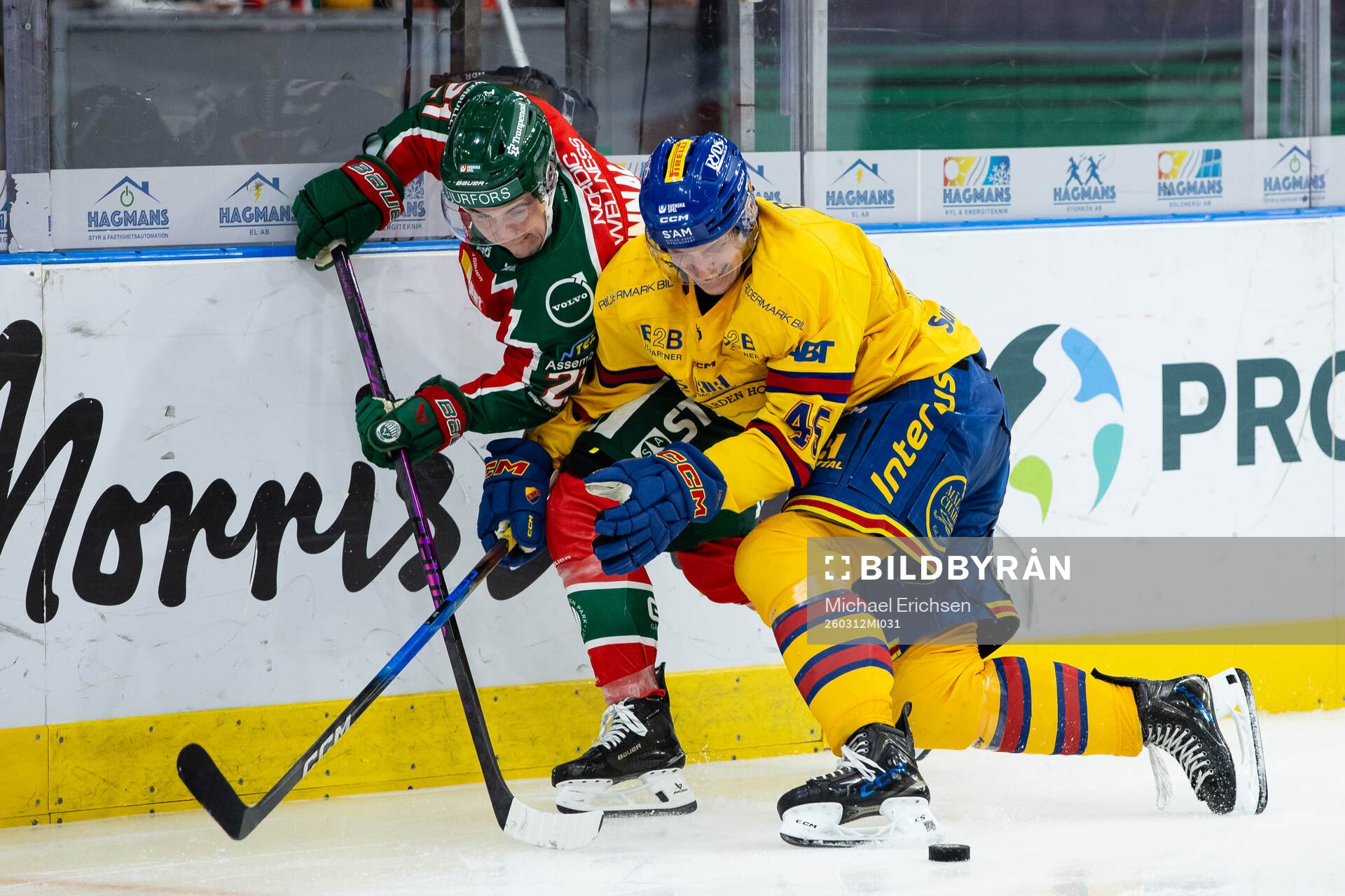Frölundas Jere Innala och Djurgårdens Hugo Blixt