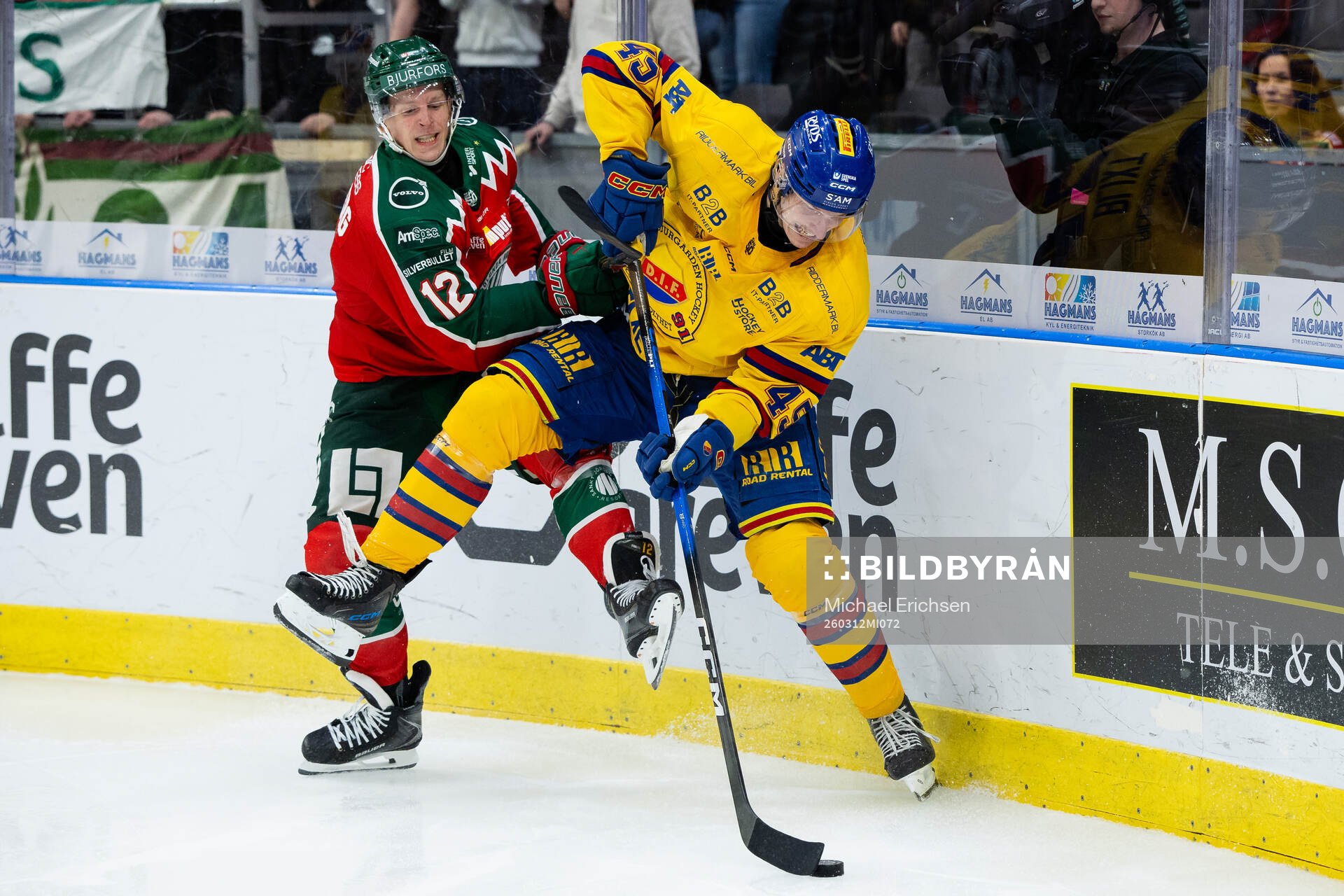 Frölundas Max Friberg och Djurgårdens Hugo Blixt