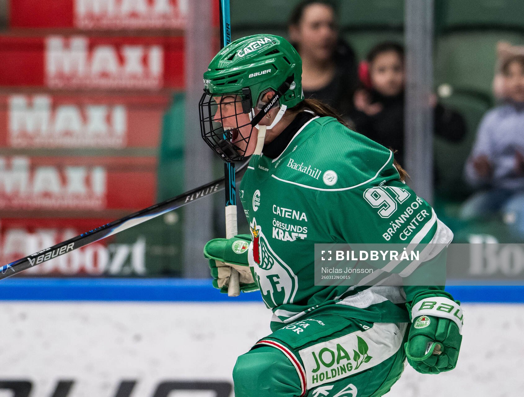Rögles Sara Boucher jublar