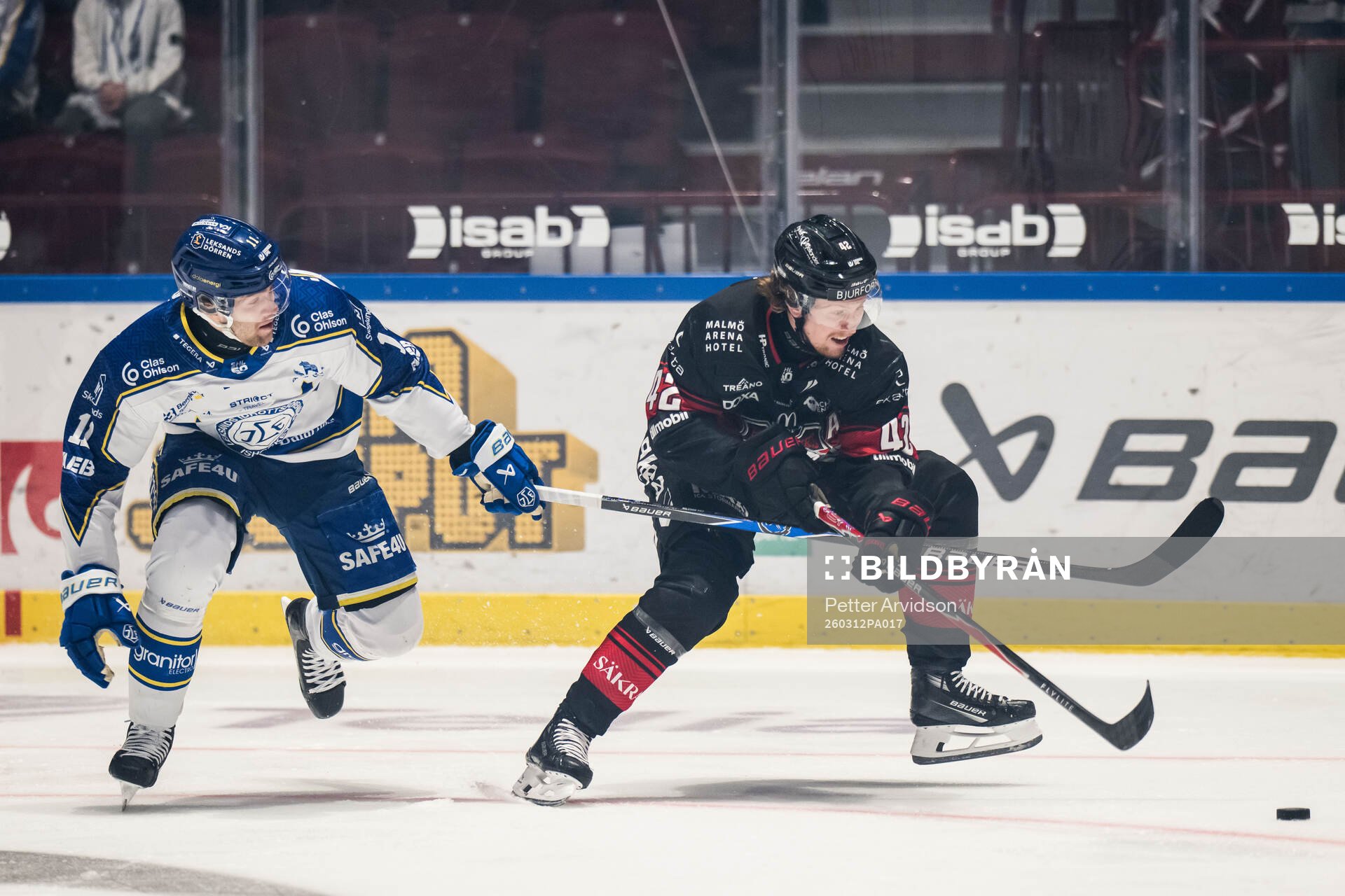 Leksands Wiktor Nilsson och Malmö Redhawks Robin Salo