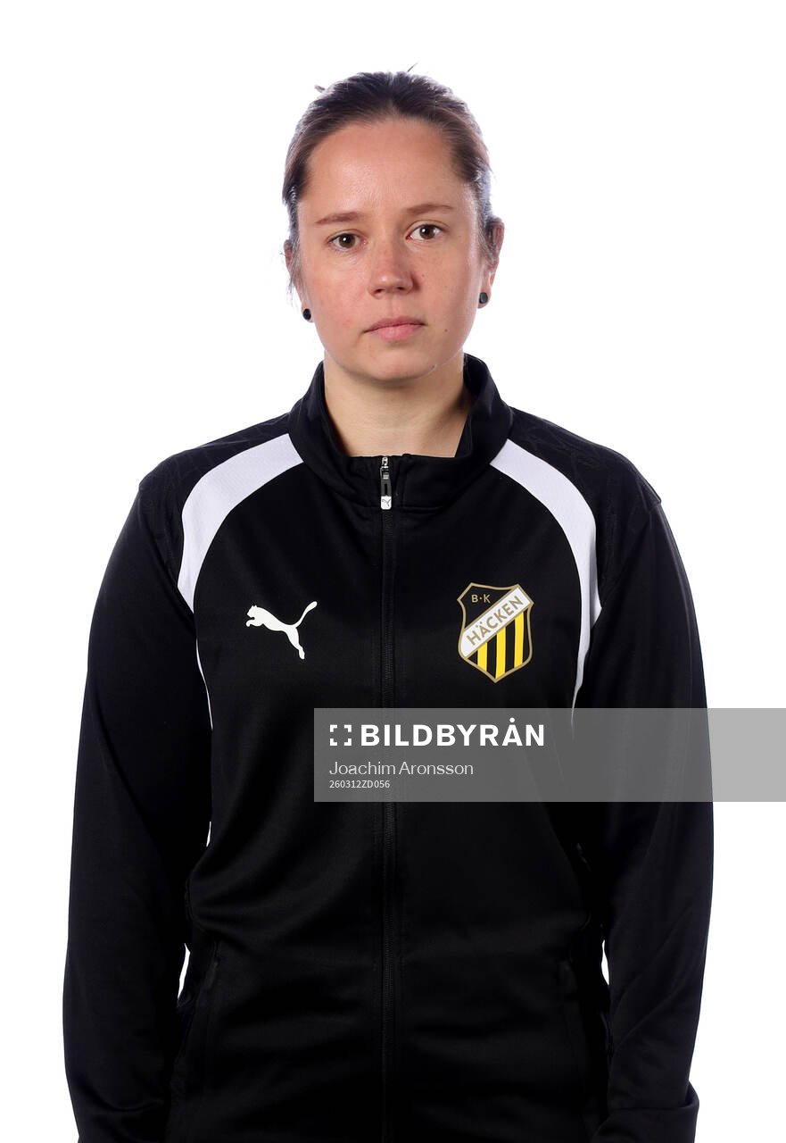 Häckens assisterande tränare Tiina Jukarainen