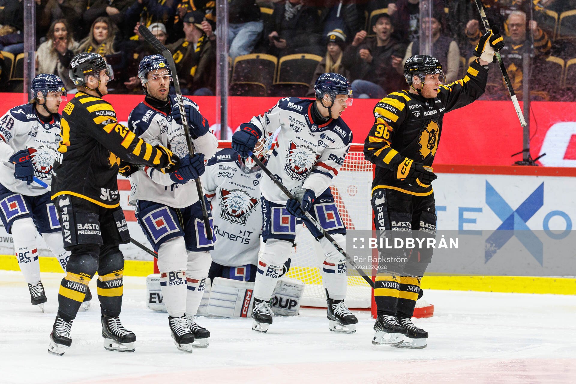 Skellefteås Rickard Hugg jublar