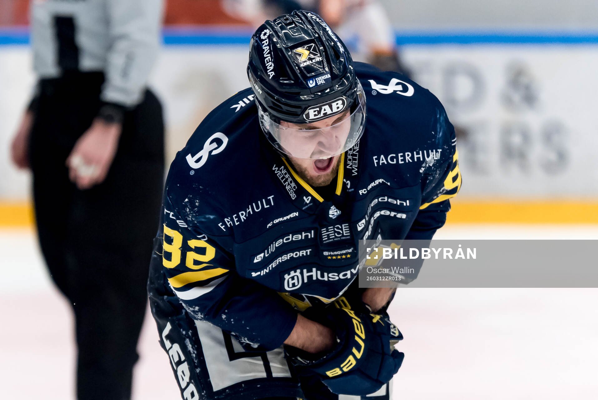 HV71s Santeri Hatakka har ont