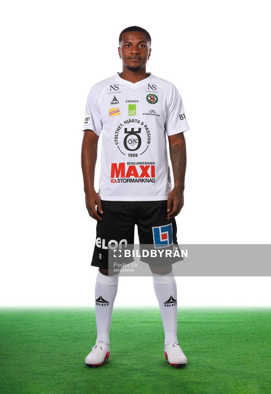 Örebros Manasse Kusu