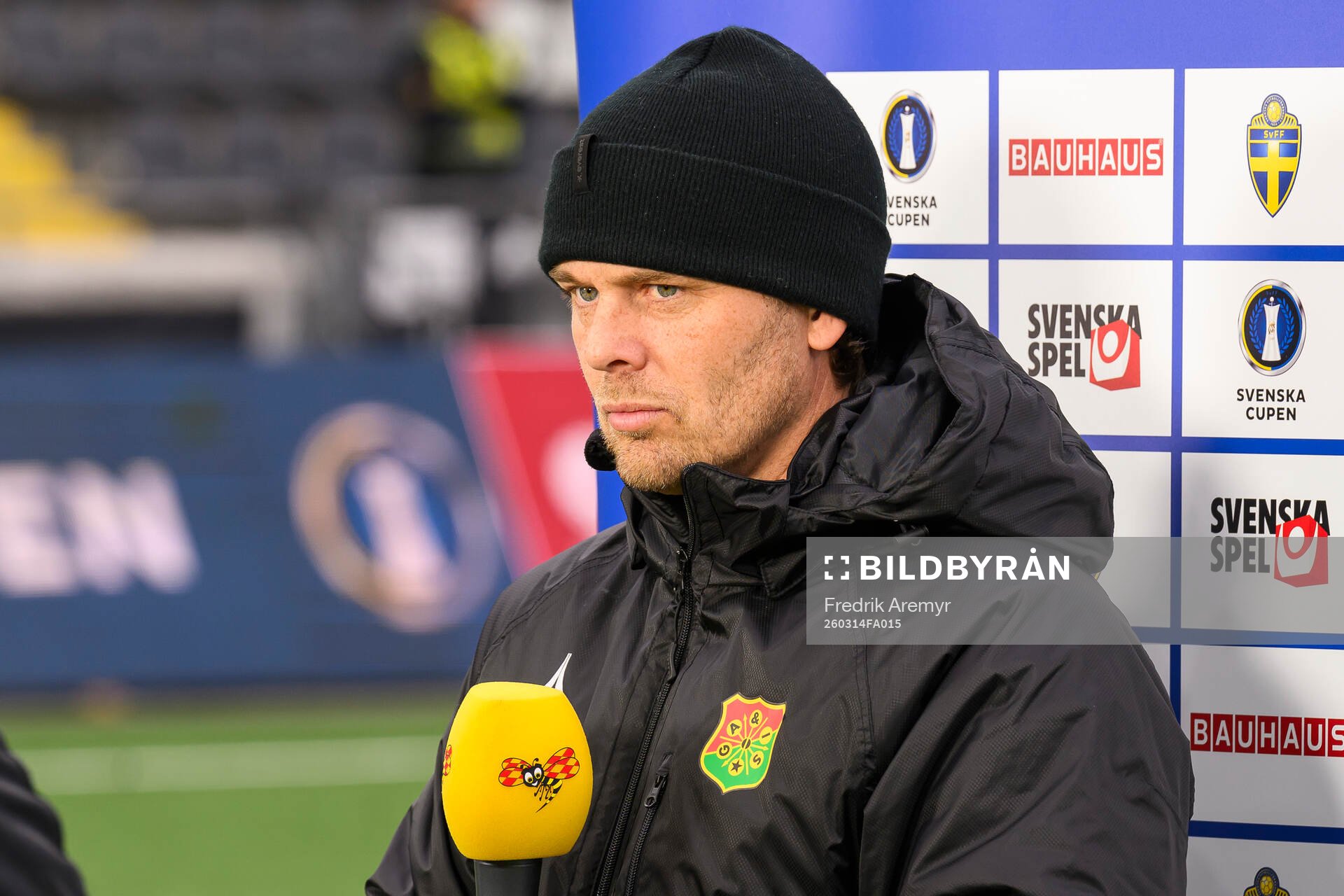 GAIS tränare Fredrik Holmberg intervjuvas