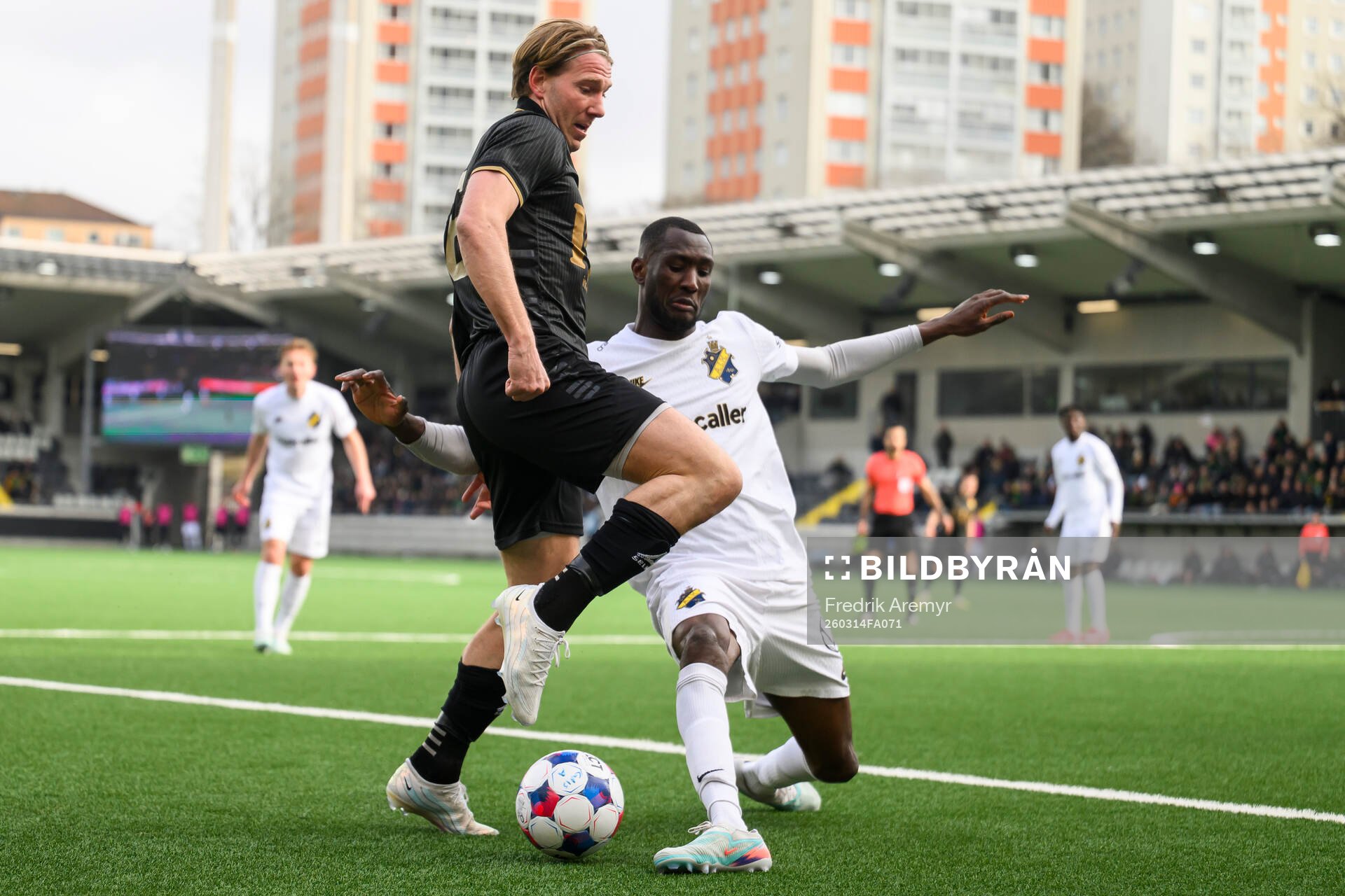 GAISs August Wängberg och AIKs Ibrahim Cisse