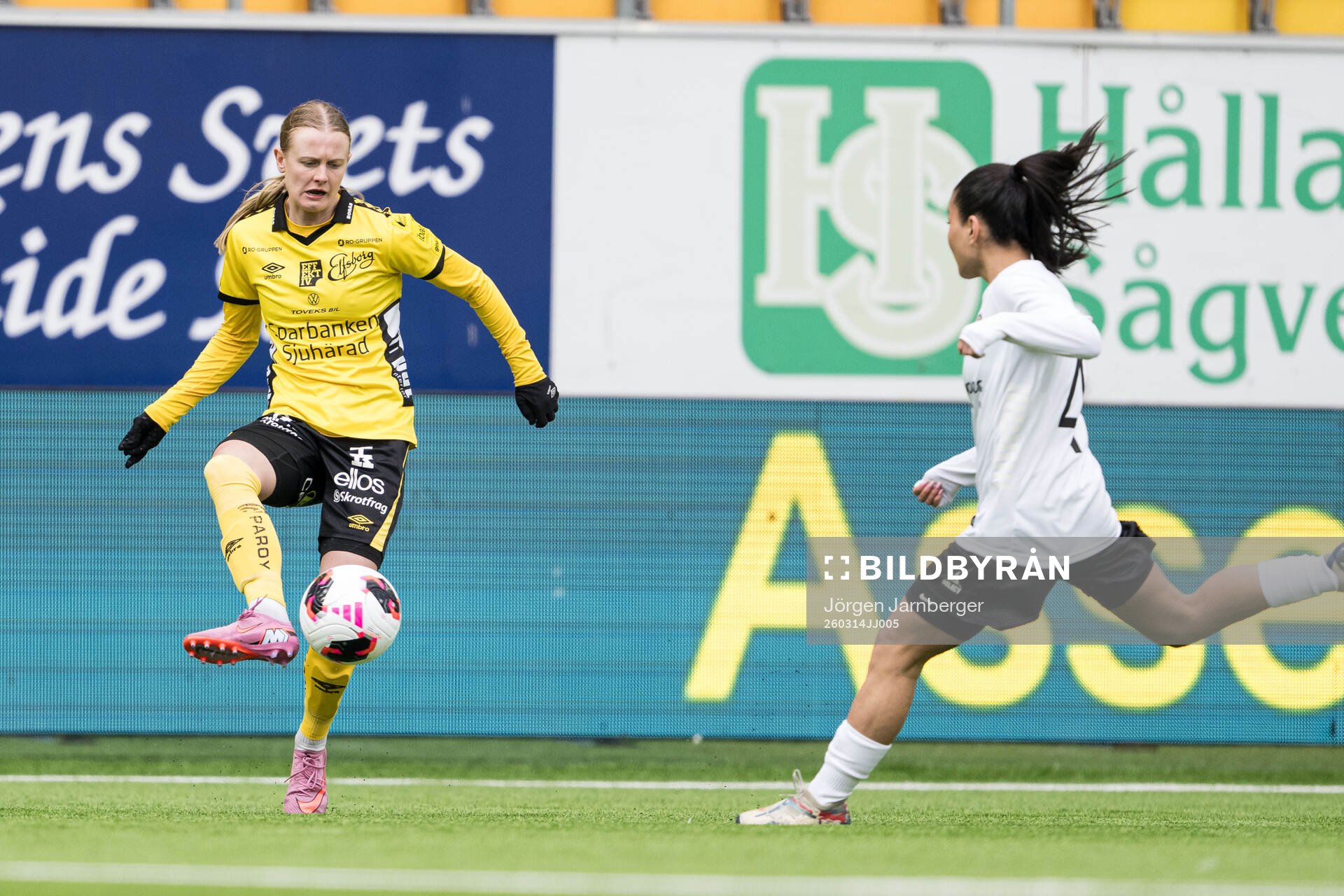 Elfsborgs Hanna Jiozon och Örebro SKs Engla Söderkvist