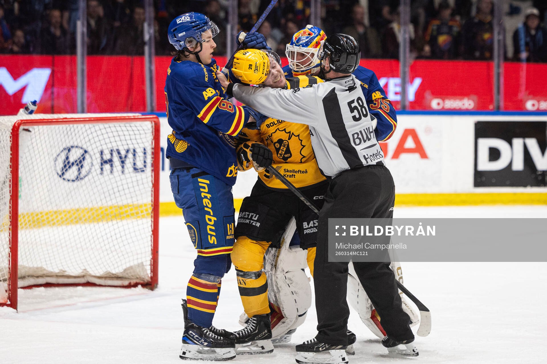 Bråk mellan Skellefteås Mikkel Aagaard och Djurgårdens