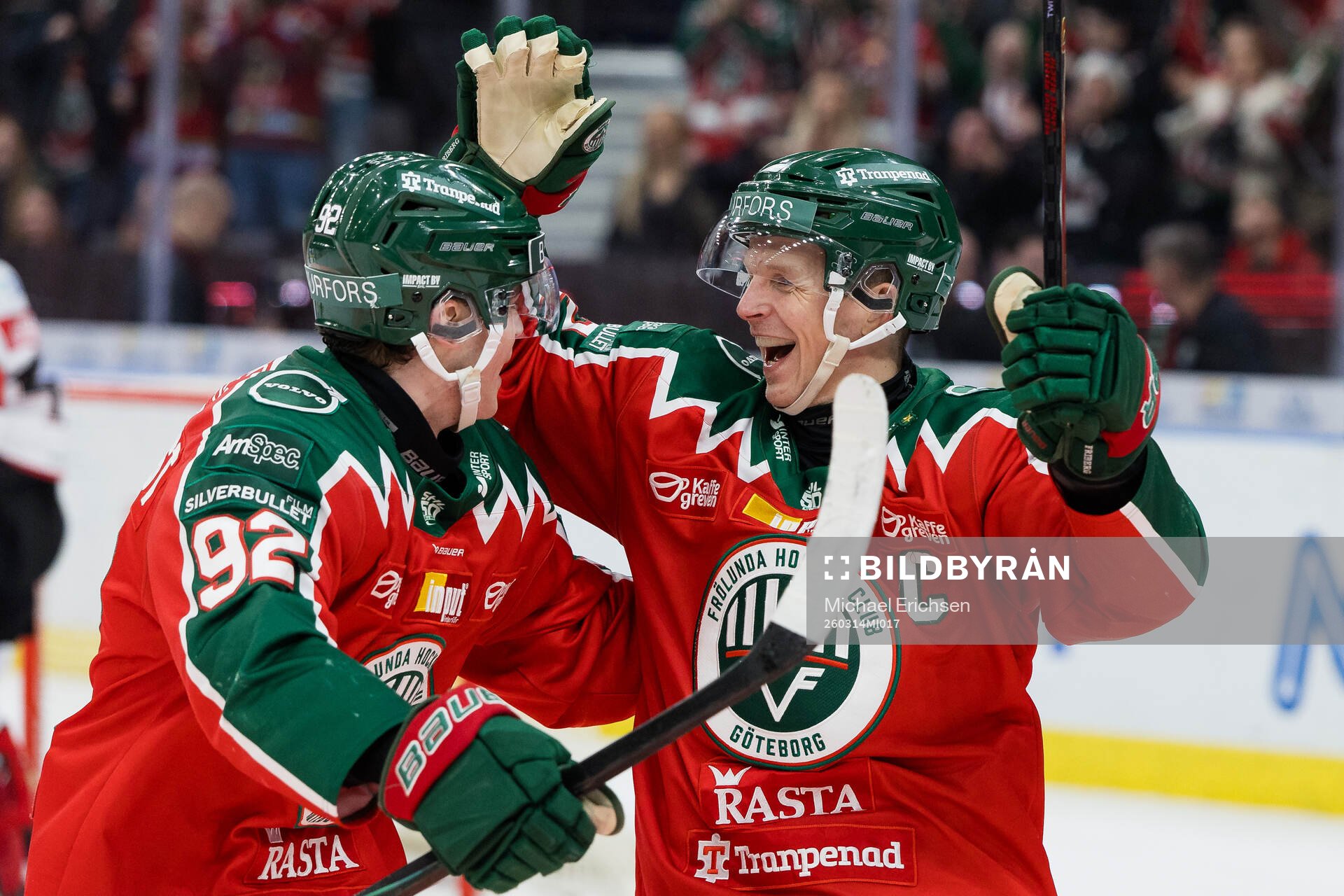 Frölundas Max Friberg jublar