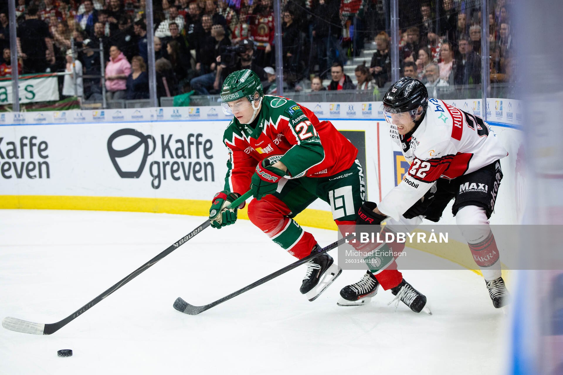 Frölundas Theodor Niederbach och Malmö Redhawks Janne