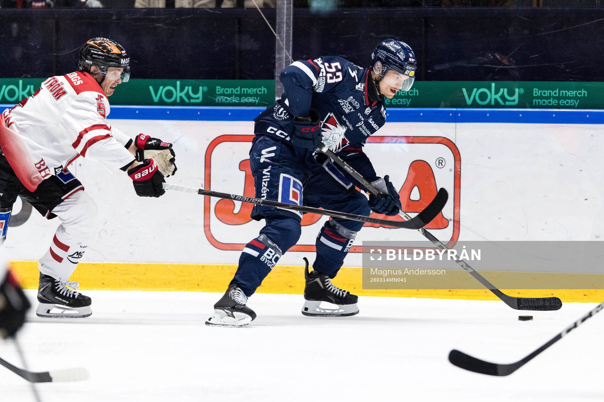 Örebros Gustav Backström och Linköpings Adam Hofbauer