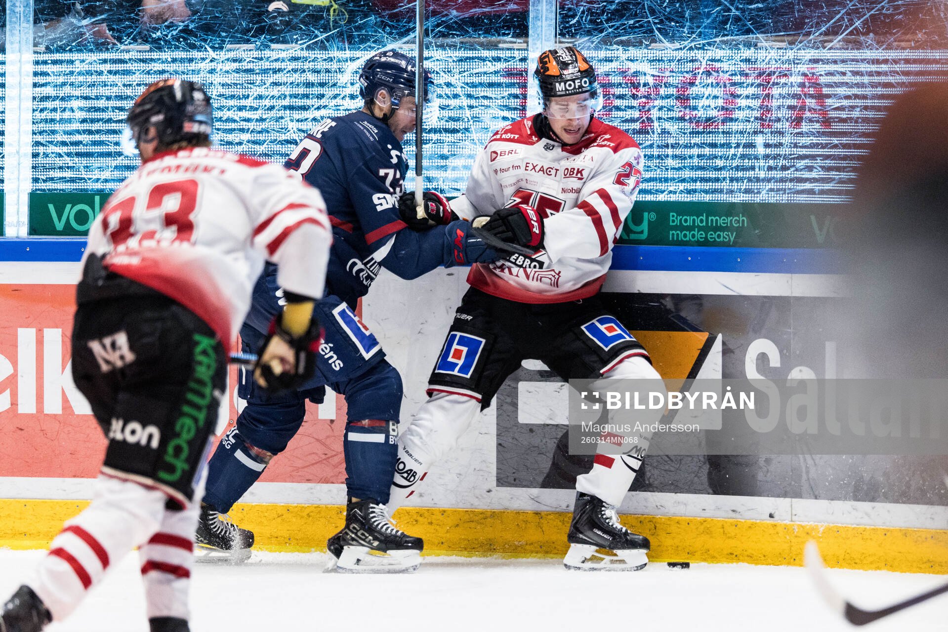 Linköpings Nicholas Shore och Örebros Peetro Seppälä