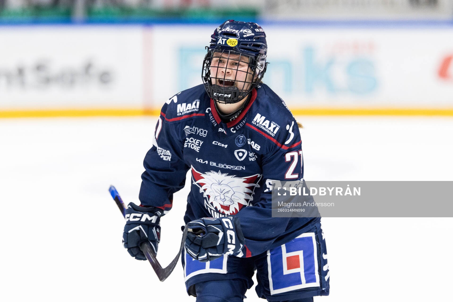 Linköpings Naomi Rogge jublar