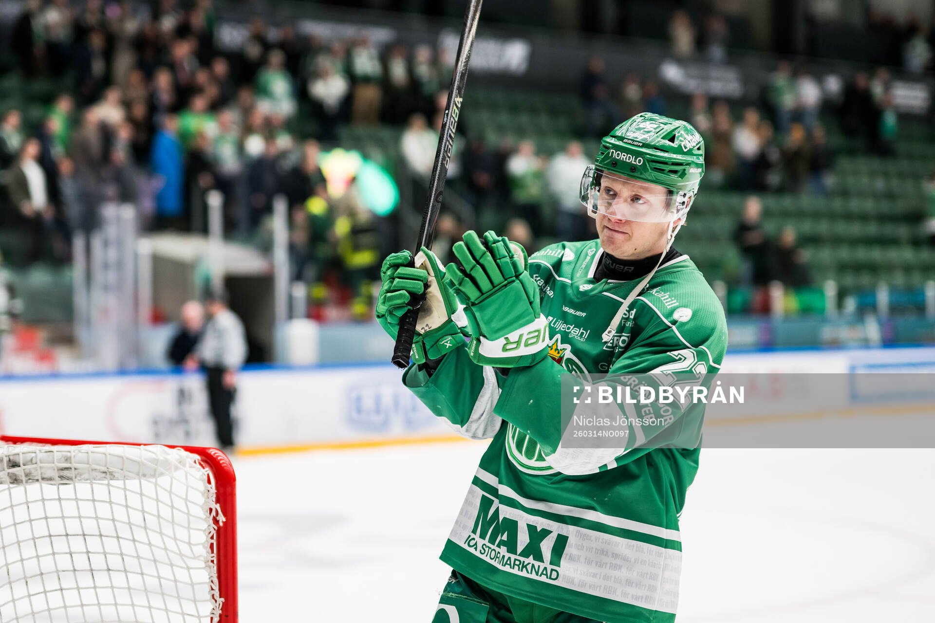 Rögles Fredrik Olofsson jublar