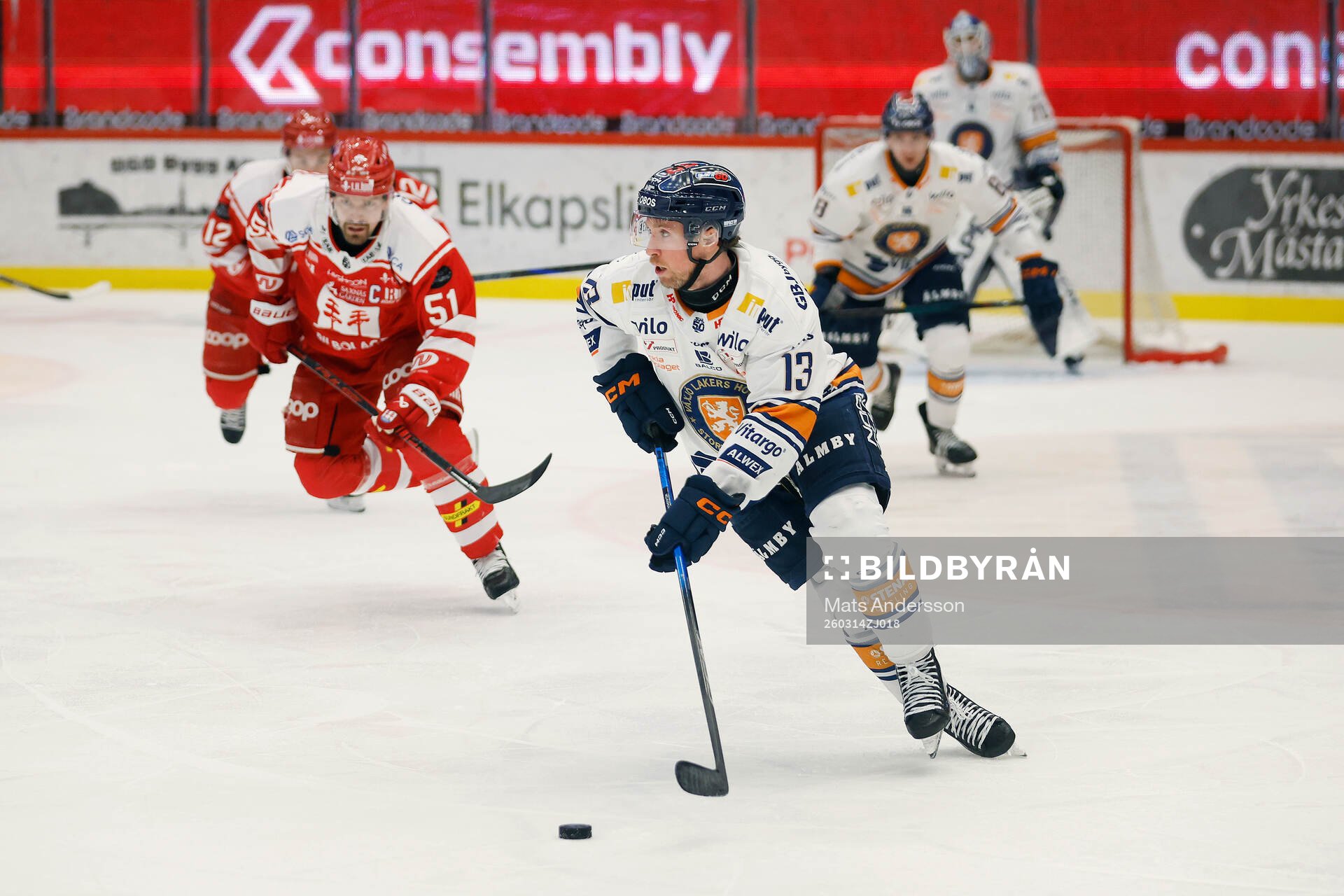 Växjös Dylan Mclaughlin och Timrås Anton Lander