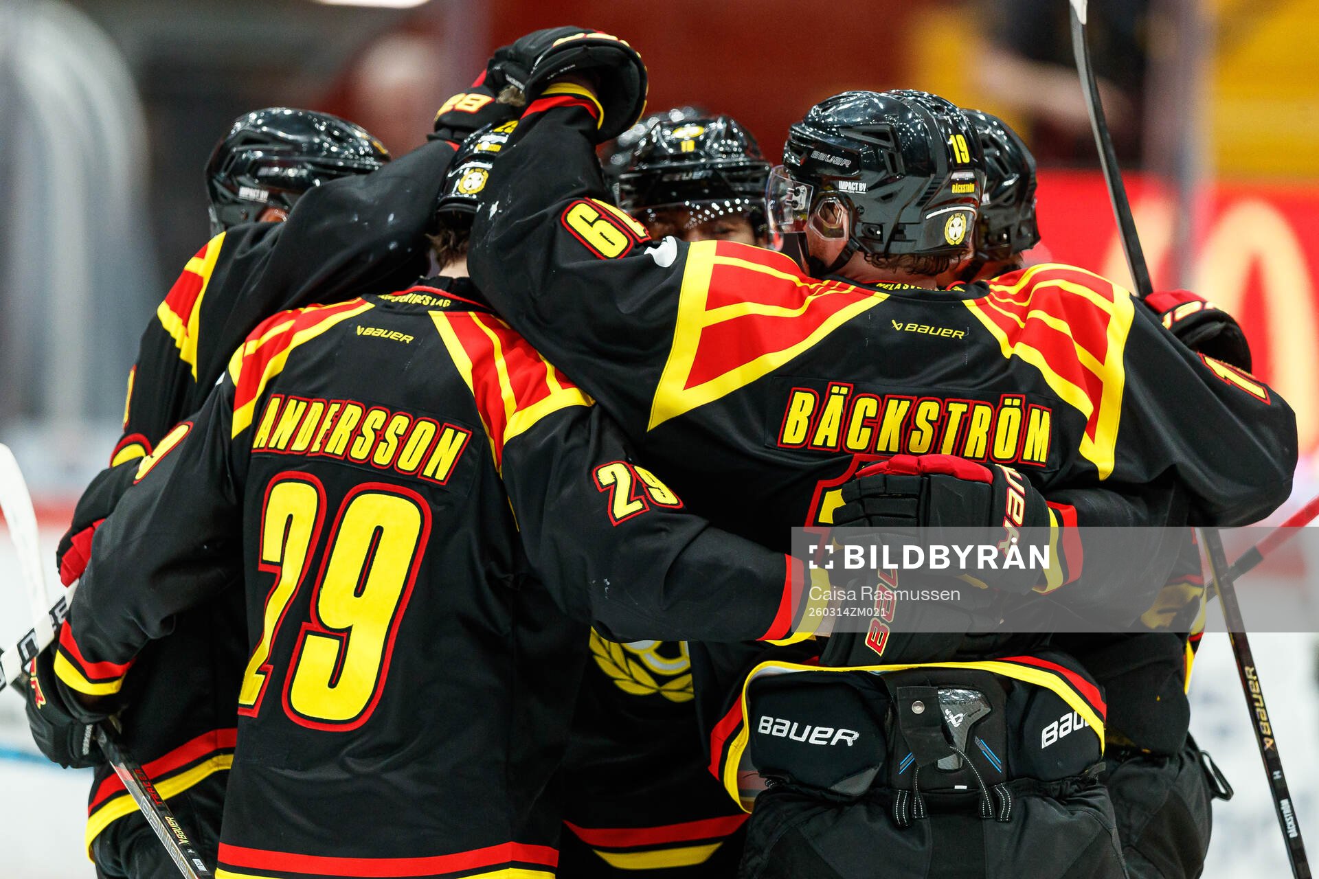 Brynäs Axel Andersson jublar