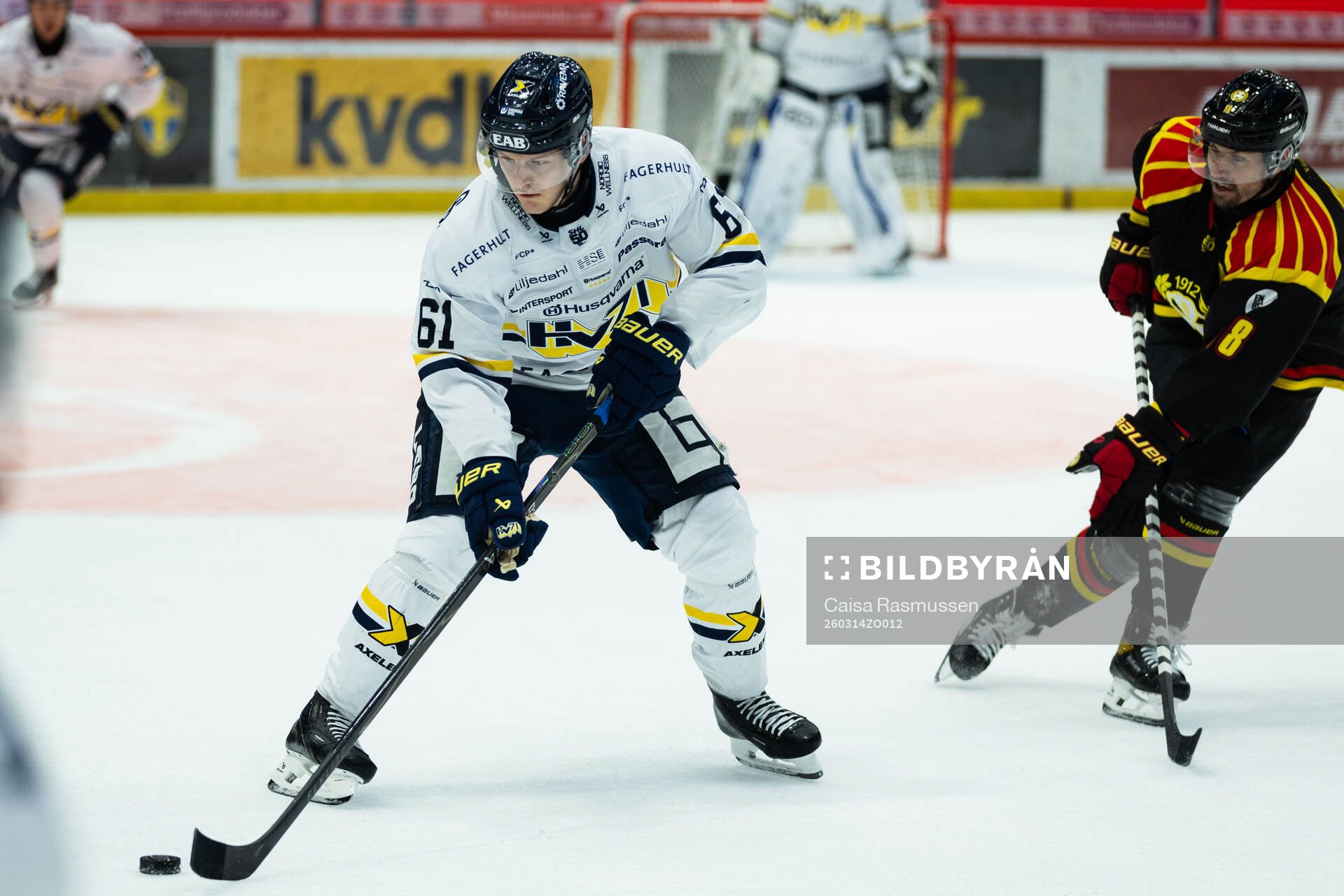 HV71s Axel Rindell och Brynäs Bobby Trivigno