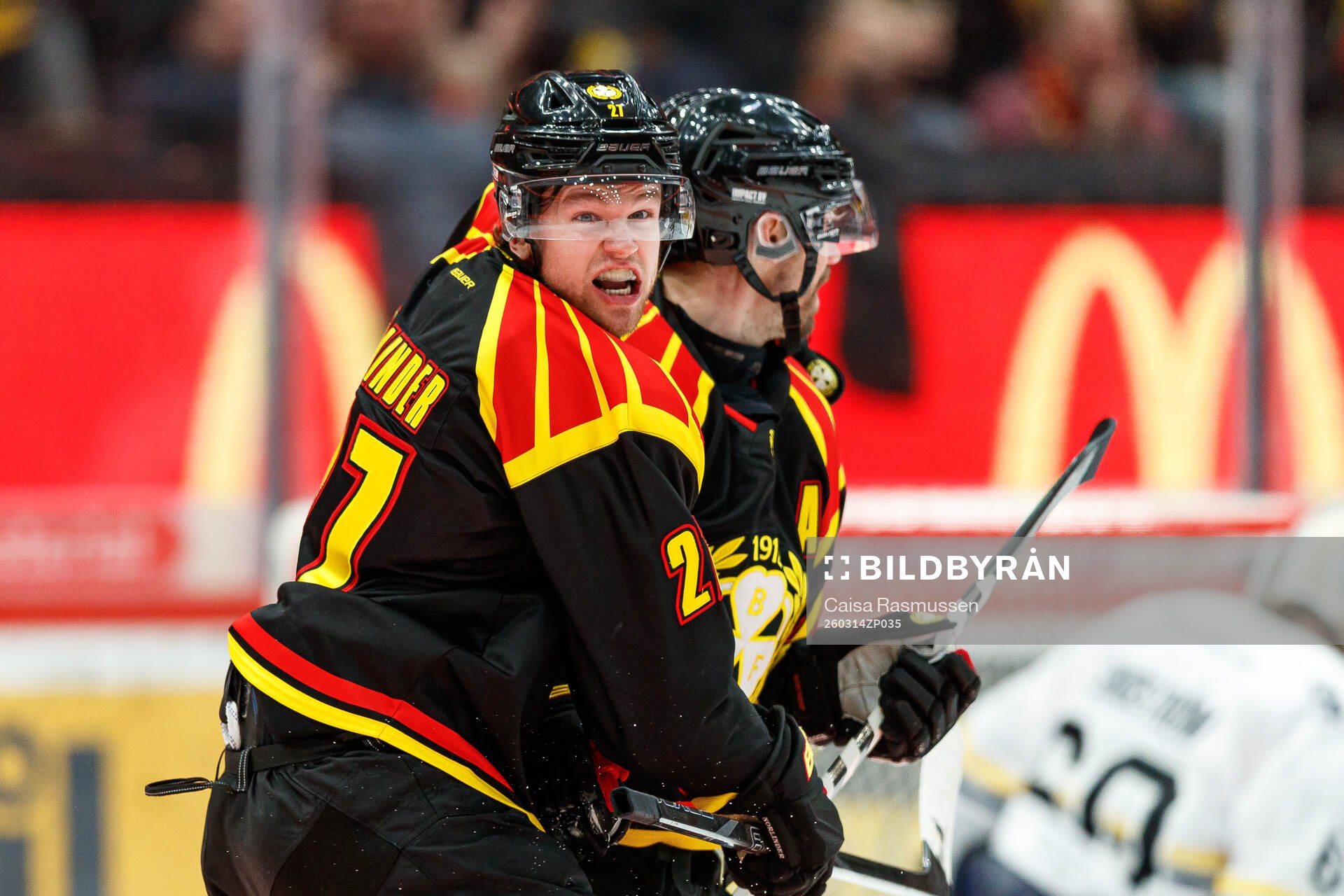 Brynäs Mattias Norlinder jublar