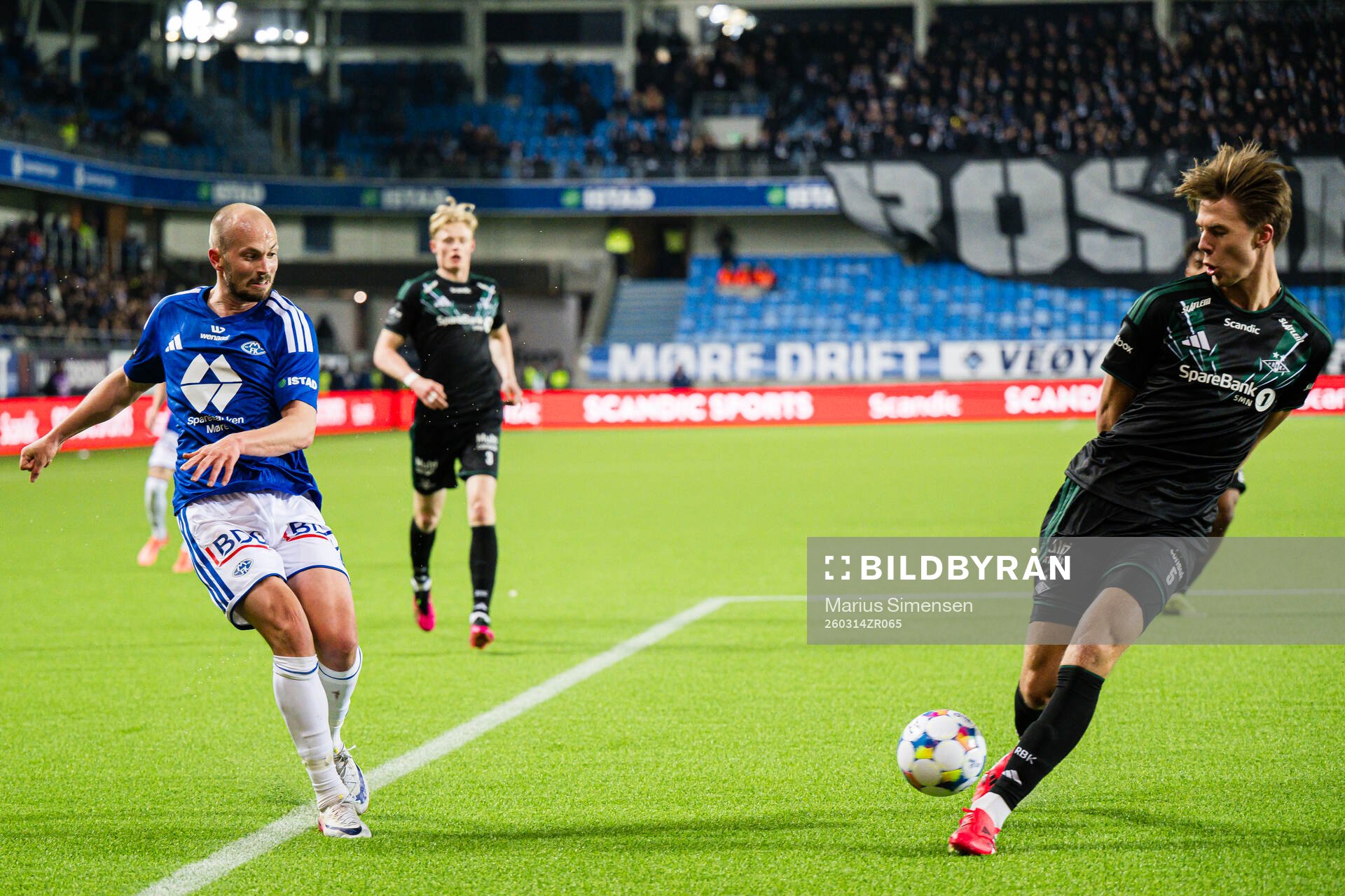 Eirik Hestad of Molde and Håkon Volden of Rosenborg