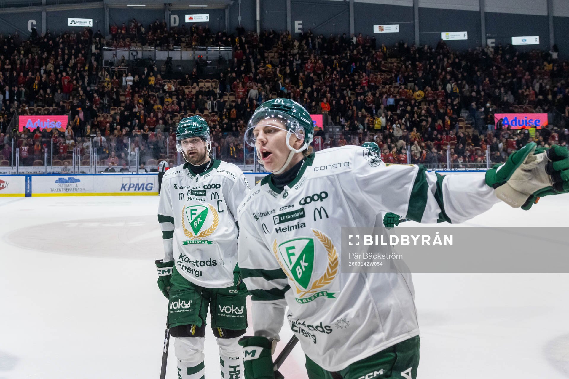 Färjestads Jack Berglund jublar