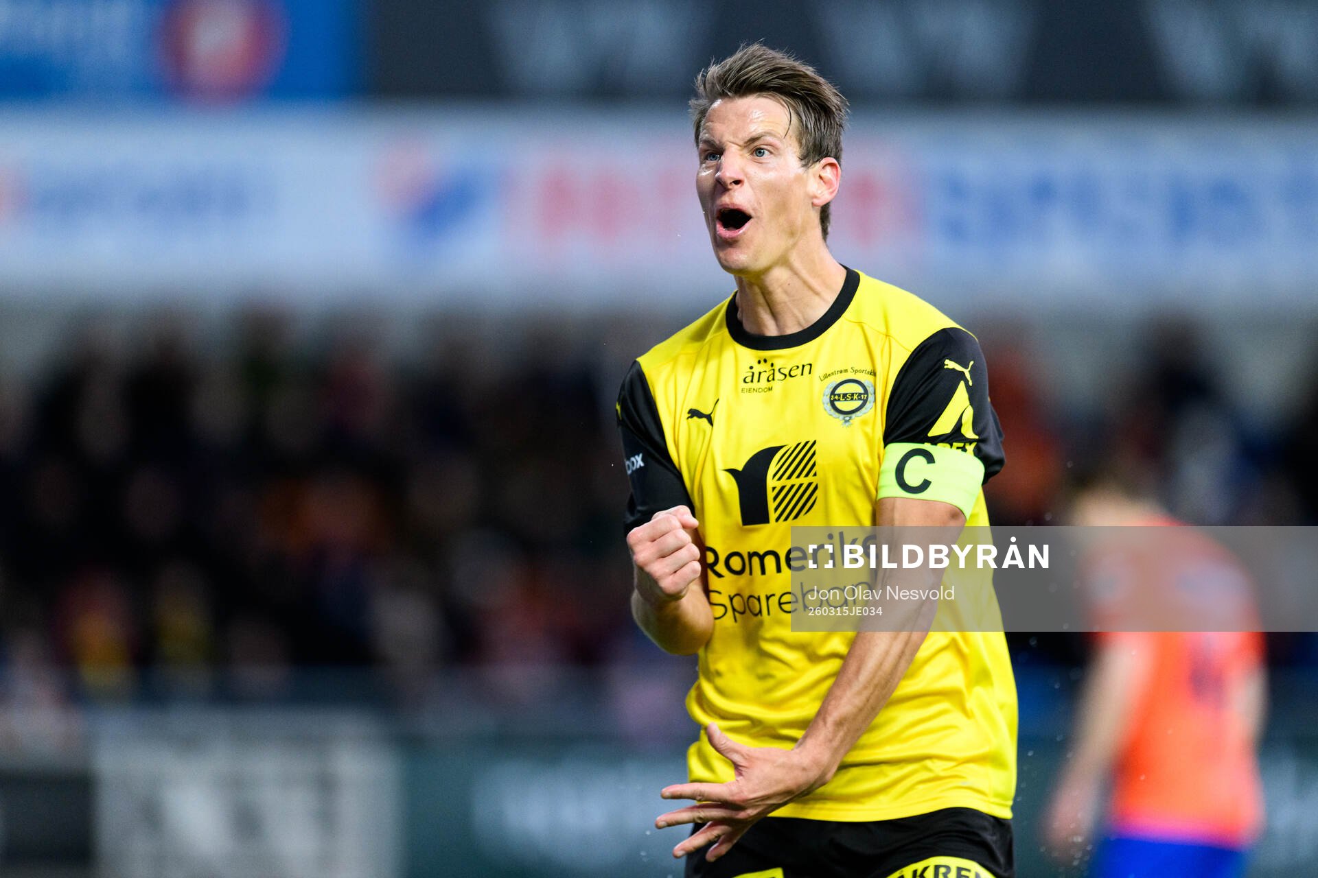 Thomas Lehne Olsen of Lillestrøm celebrates 1-2