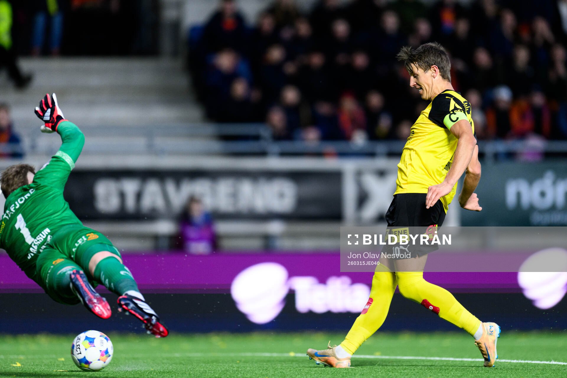 Thomas Lehne Olsen of Lillestrøm scores 1-3